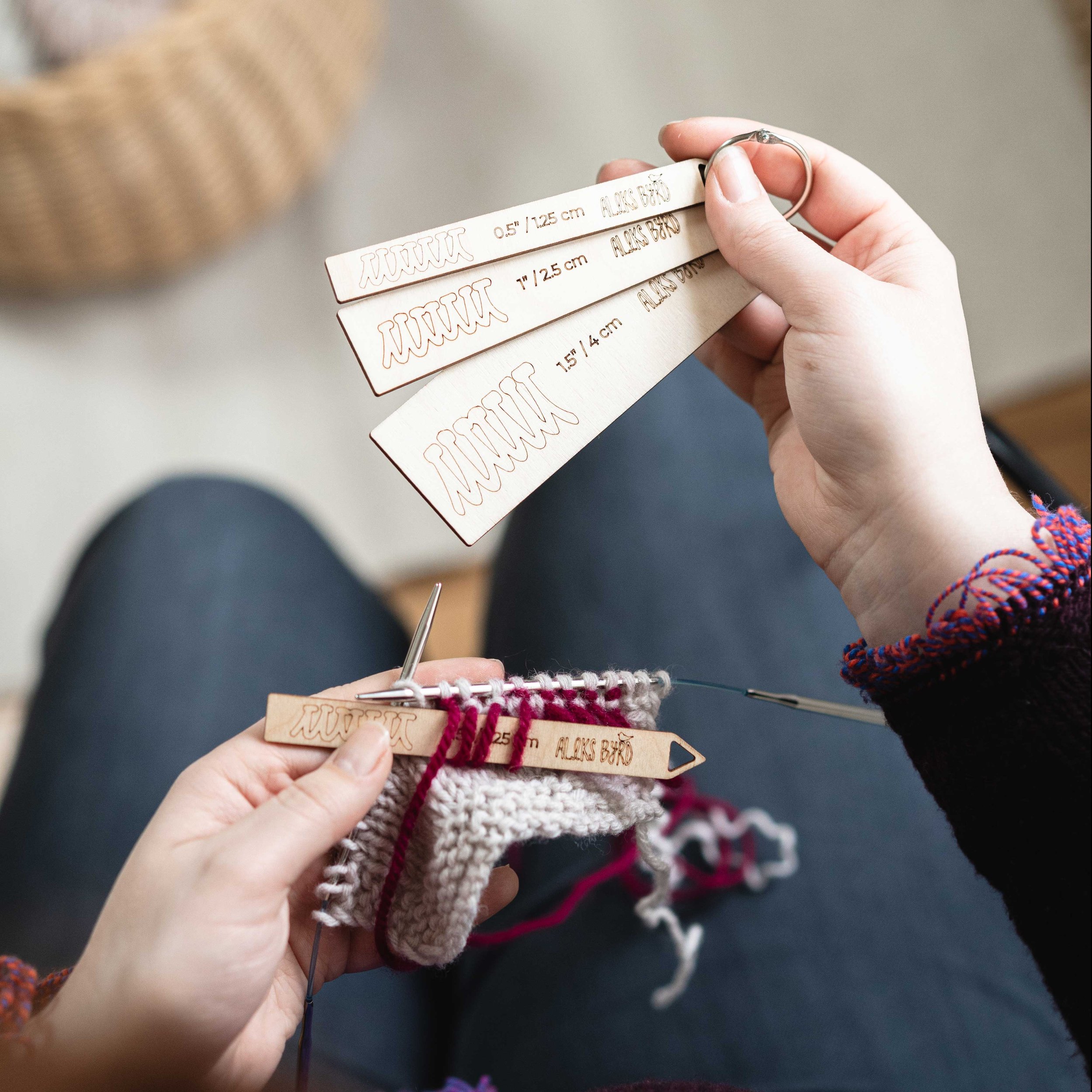 Aleks-Byrd-Knit-Fringe-Tools-swatch-knitting-2-Aleks-Byrd-Designs-square-web.jpg