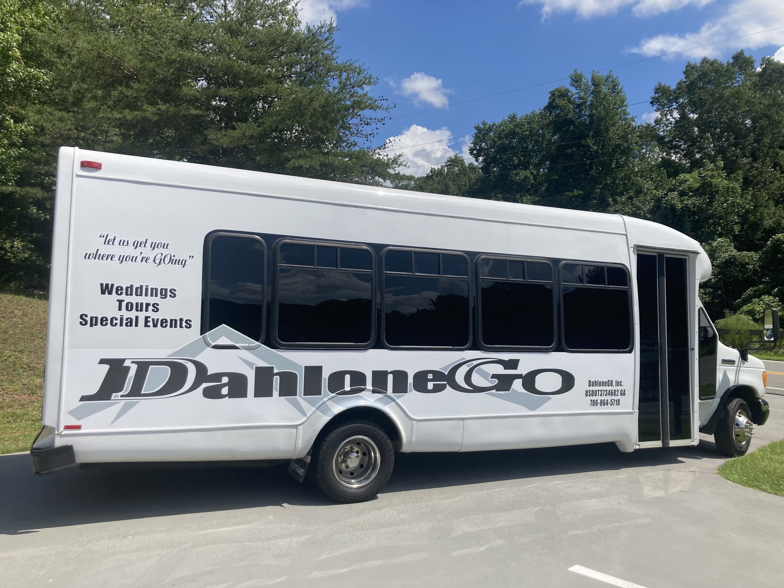 Exterior of 21/24 Passenger Shuttle