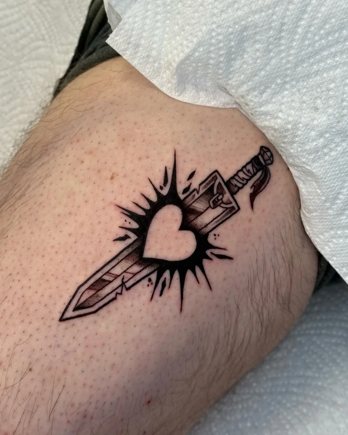 🗡️Guts Sword🗡️
.
.
For @_johhnnn___ ✨ thanks for the trust! 
.
.
.
.
#berserkfan #animemasterink #mangaart #behelit #berserkbrasil #tattoos #tattooartist #casca #griffithberserk #berserkcasca #berserkr #blackworktattoo #mangaartwork #femto #ink #bl