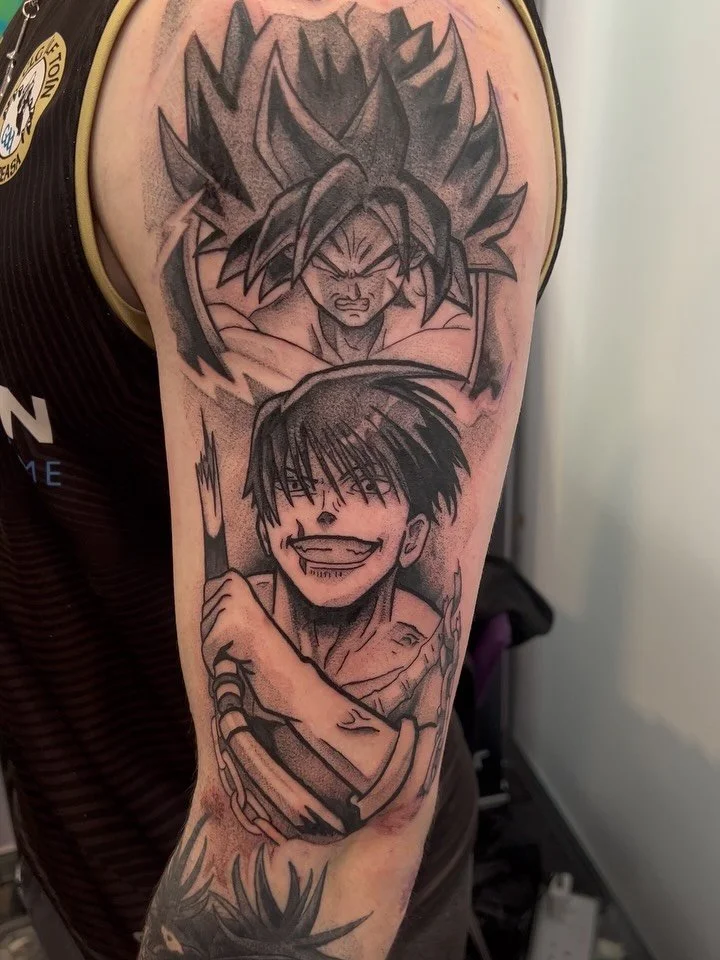 Toji and broly added to my guy @ruairi_loughran sleeve at the gorgeous @animetattcon.ni thanks for the beers and craic as always bro!!! Another hour or two to finish this over and join in properly with his healed Choso and Yuji! 

Looking forward to 