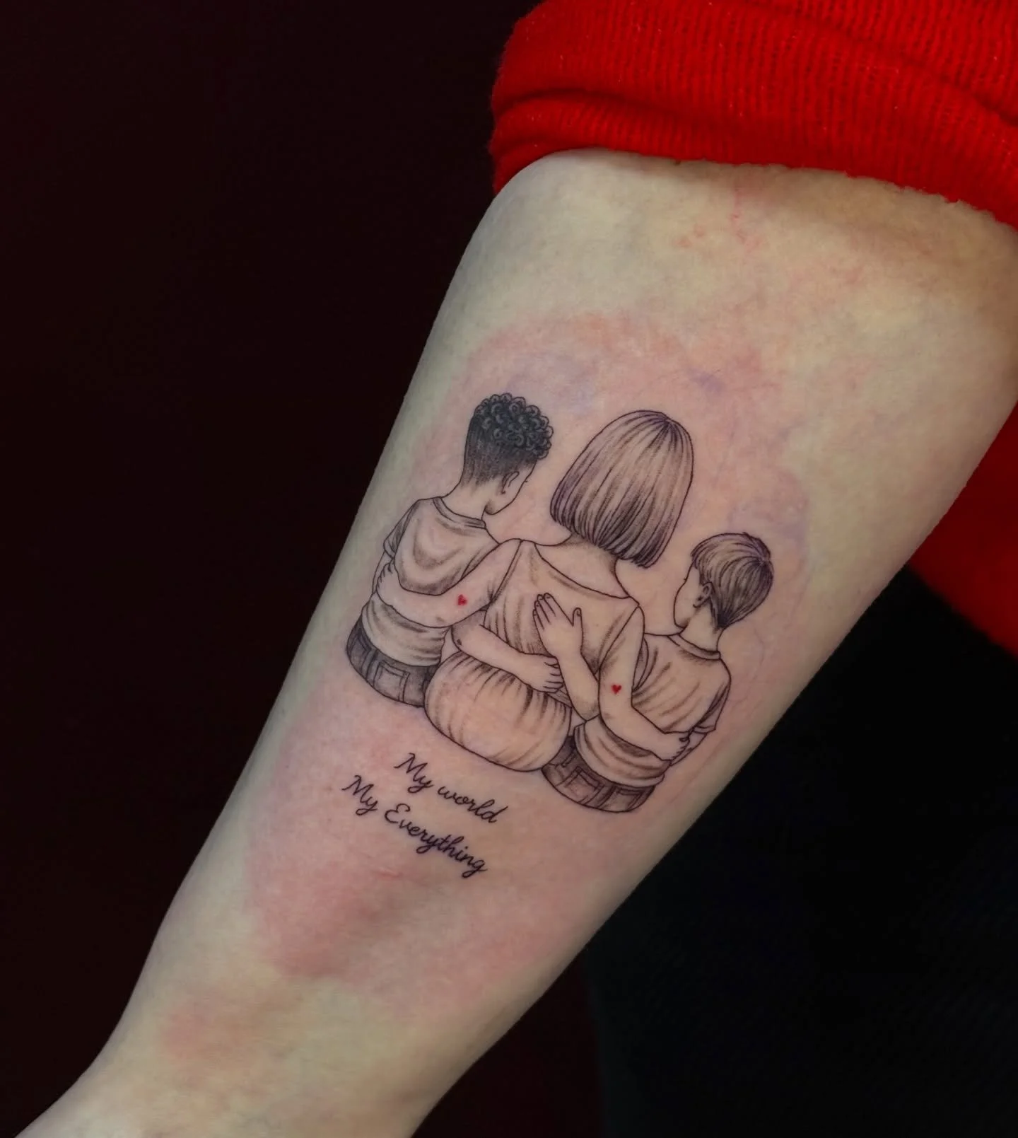 Lovely meaningful tattoo done recently 
Thank you for your trust 🥰🥰 was a pleasure to work with you 🥰

#newtattoo #tattooartist #mumtattoo #belfasttattoos