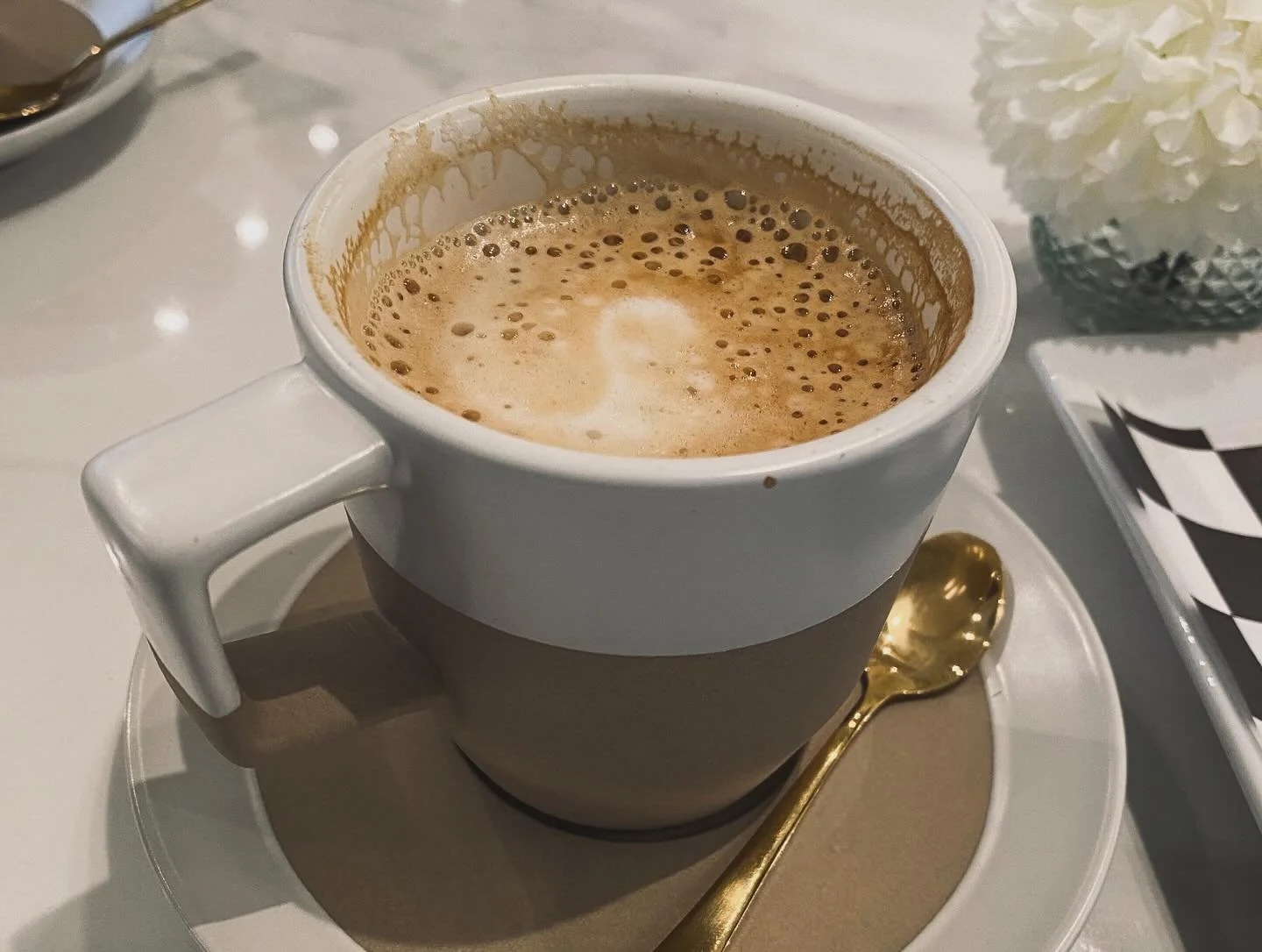 It was a lovely morning at @waterbeancoffeemorganton despite the rain. Thank you to those who stopped by to hang out! At one point Lily and Devan had us all wondering&hellip;are they on separate calls or just talking to each other? The coffee and bre