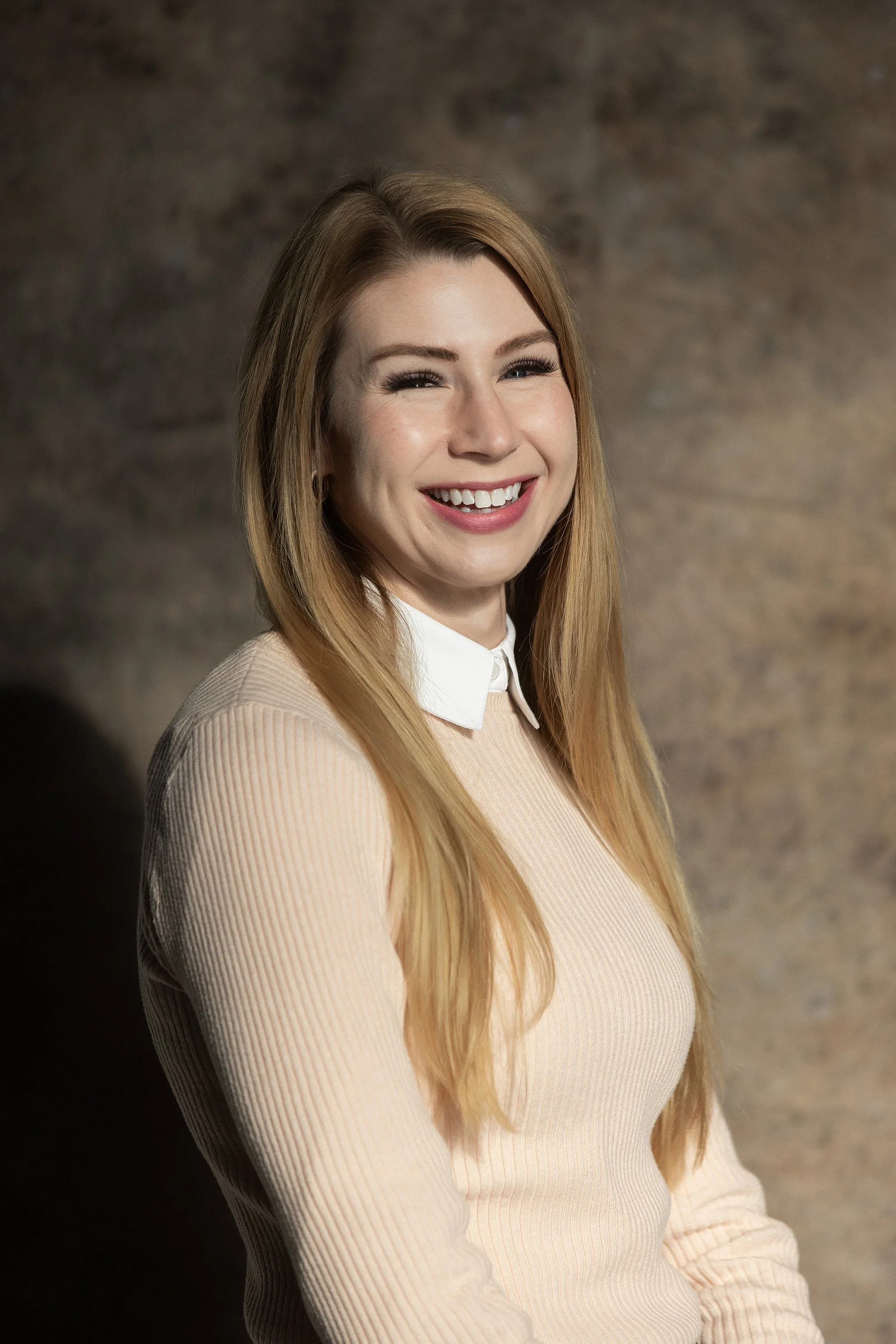 edmonton headshot photographer 388.JPG