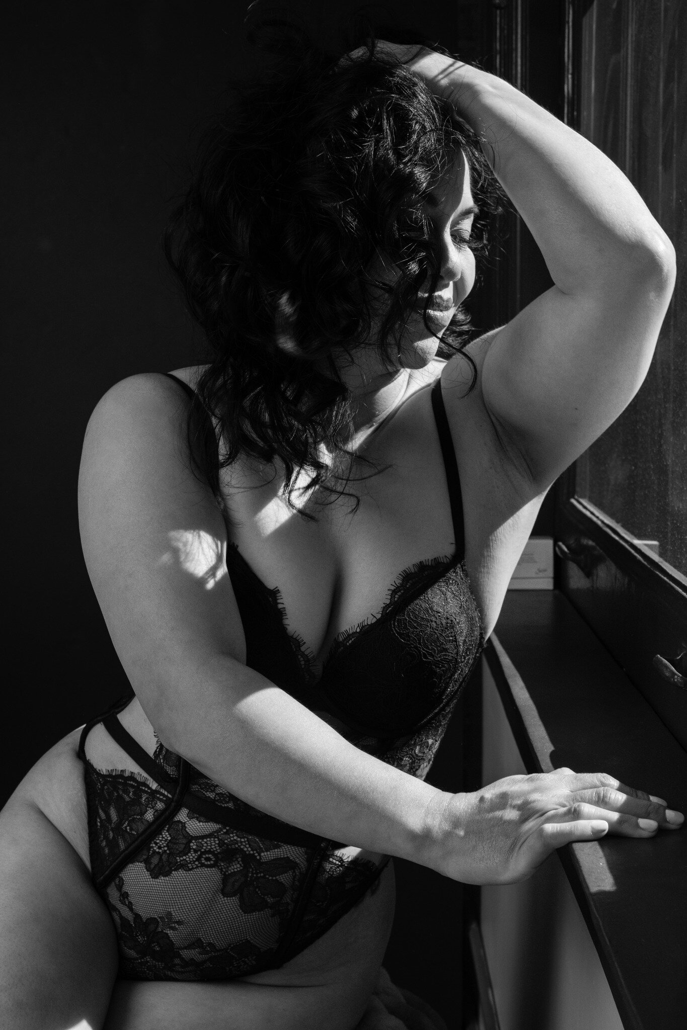 Who said curves aren't fabulous? Your body is a work of art. Let's celebrate it! 🍑🎨 

.
.
.
.
.
.
.

#bodylove #loveyourbody #selflove #selfcare #bodypositivity #bodypositive #bodypositivemovement #bodyacceptance #bodyimage #ilovemybody #curves #cu