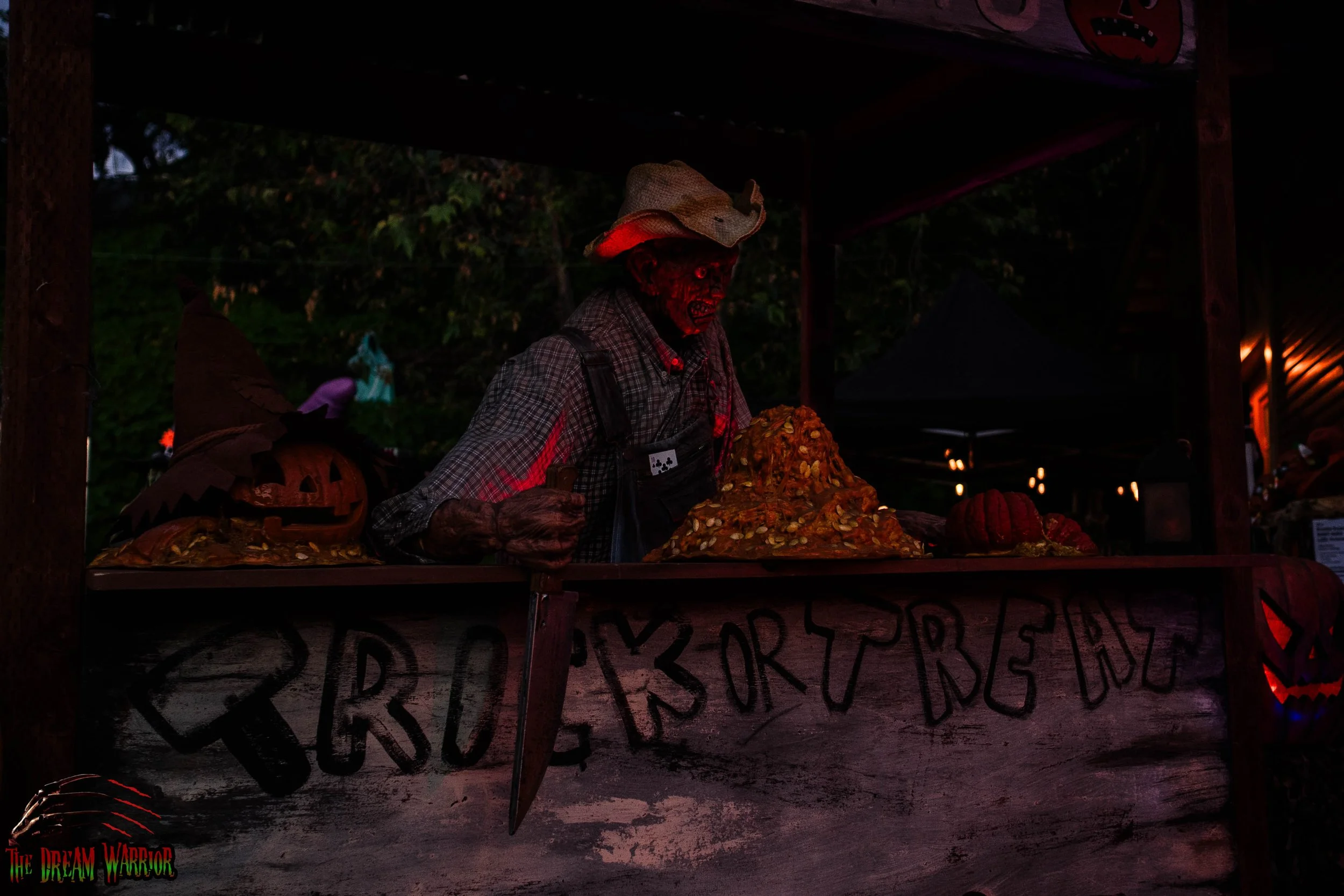 SPOOKY SWAPMEET-52.jpg