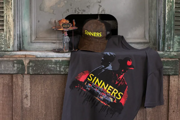 You can pick up ‘Sinners’ Merch for HHN 35 in store or at Universal Parks starting today