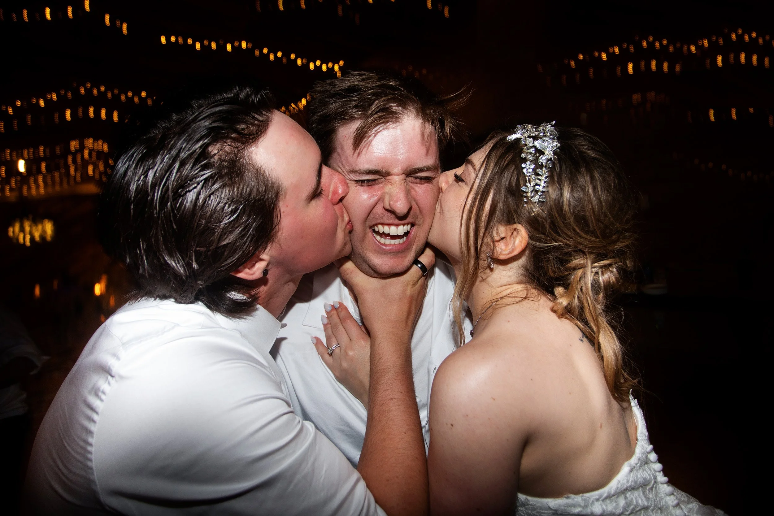 Edmonton Candid Wedding Photography