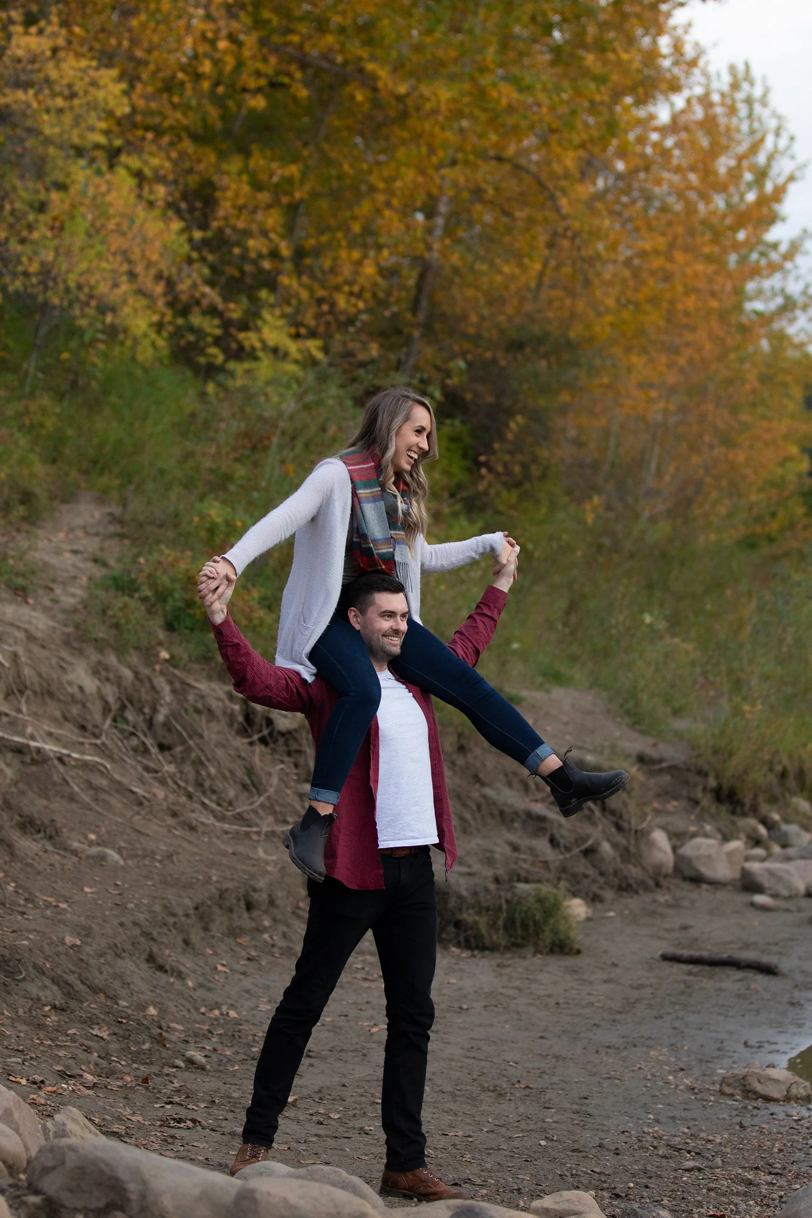 Fall Engagement Photos in Edmonton