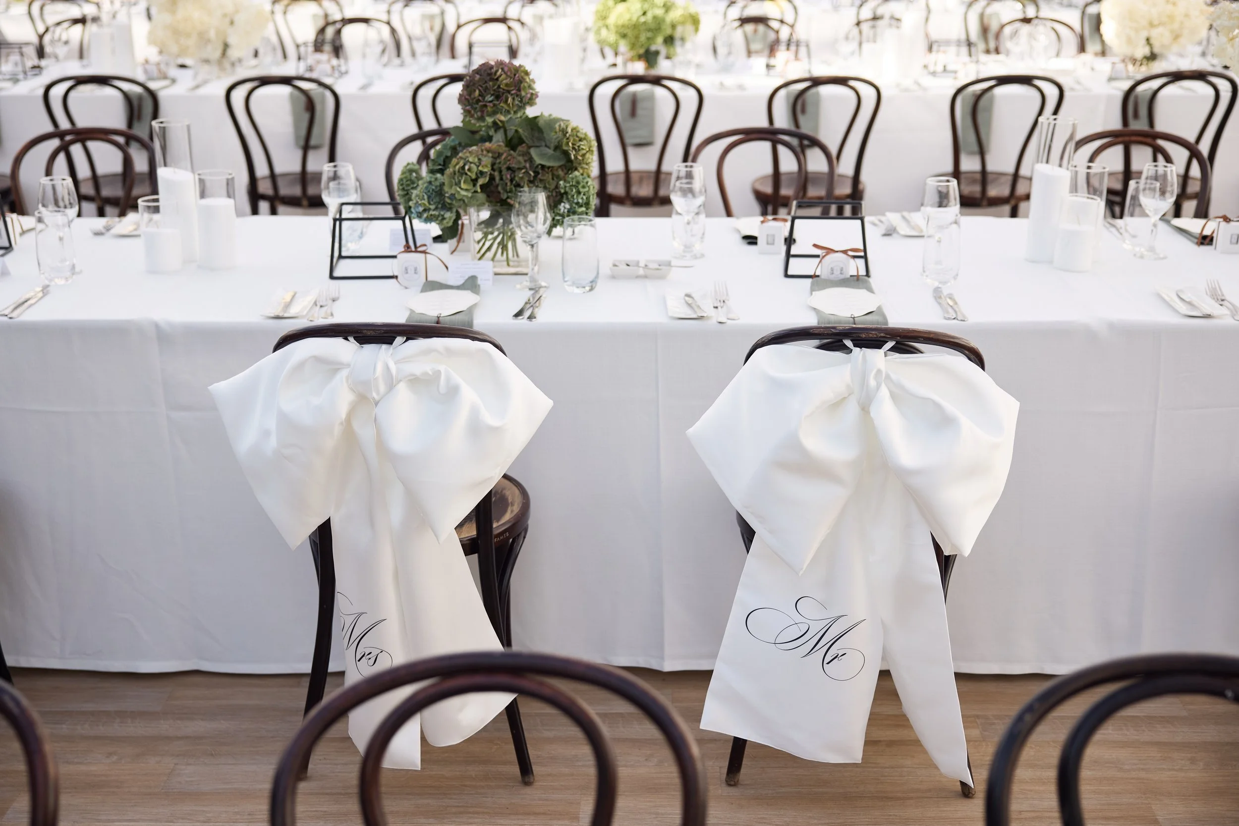 SophieandTravis_GardensHouse_LostInLovePhotography_wedding_express0022.jpg