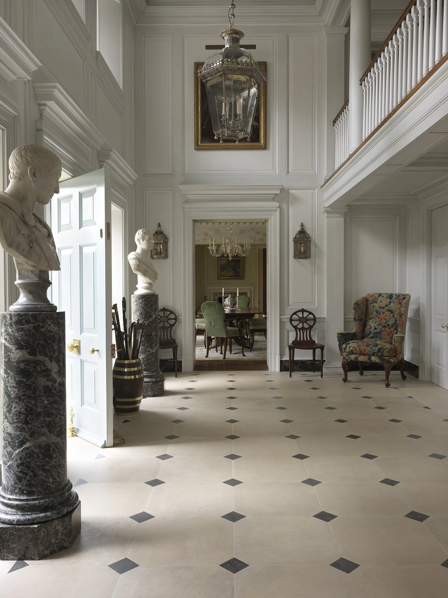SU1308_CWA_Swinbrook_EntranceHall6_hero.JPG