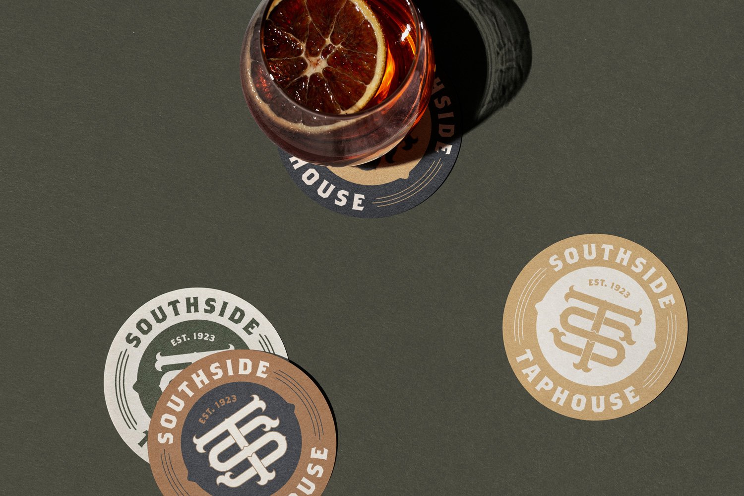 Round coaster mockup psd template