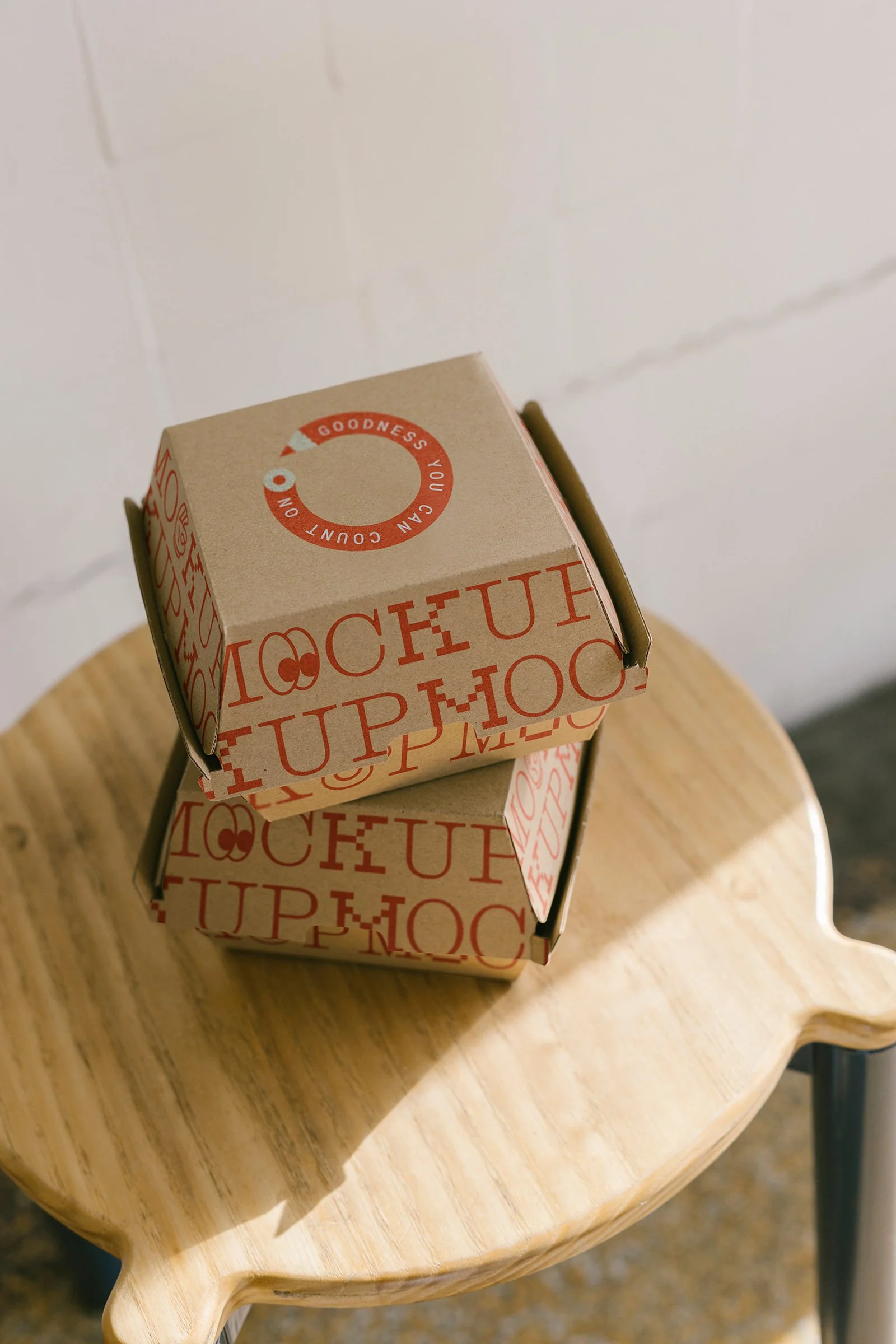 Everydays Hamburger Takeaway Box Mockup 02
