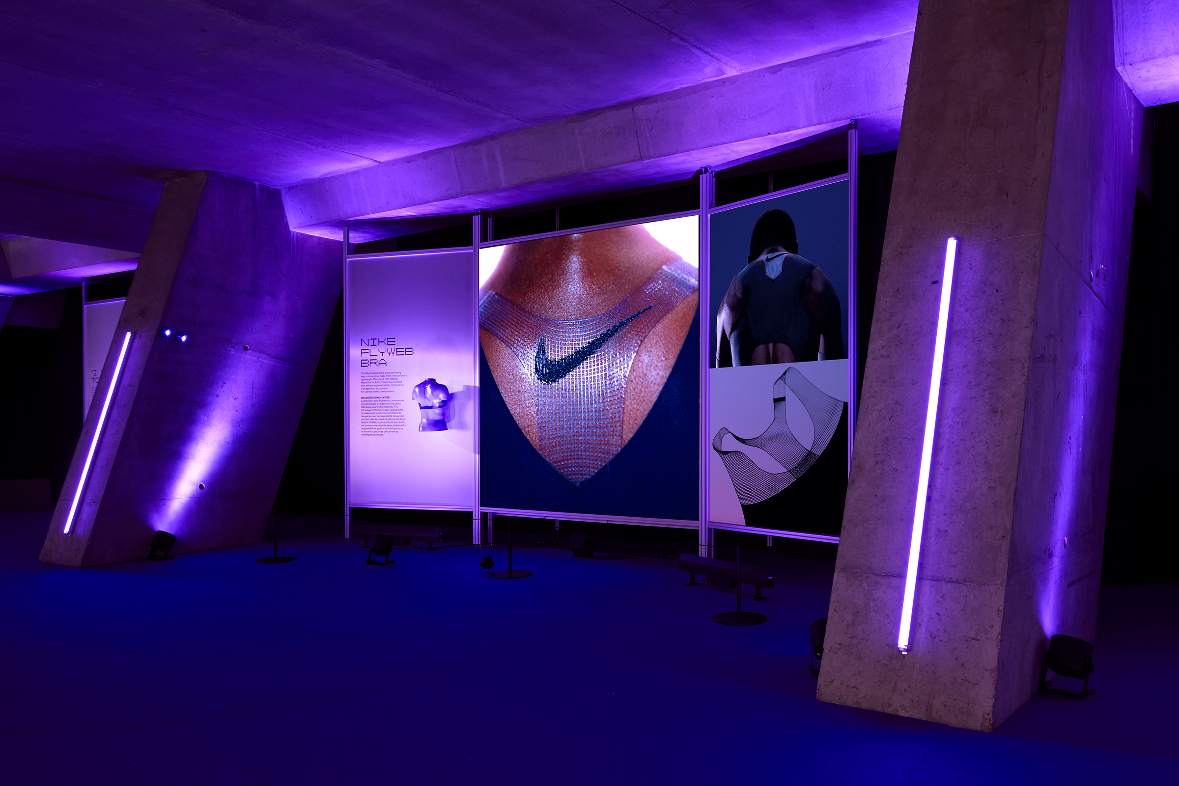 25022BD_NIKE Breaking4_JJ0550_EDIT.png