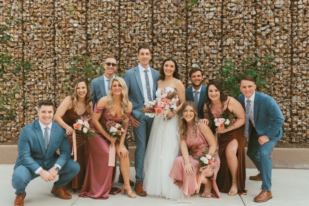 When everyone is on point ✨ This bridal party was a dream! 💭​​​​​​​​​
Vendor tags:
Venue: @Rivergardenweddings 
Florals: @flower_bee__
Rentals: @hostesshaven
Coordinator: @eventsbygabriellellc
Bounce House: @luxinflatibles.sd
Catering: @tacopicassot