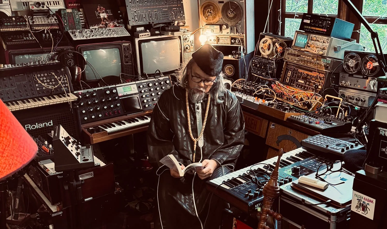 Bandcamp Daily - When Modular Synths Met Sufi Mysticism: The Space Gambus Experiment