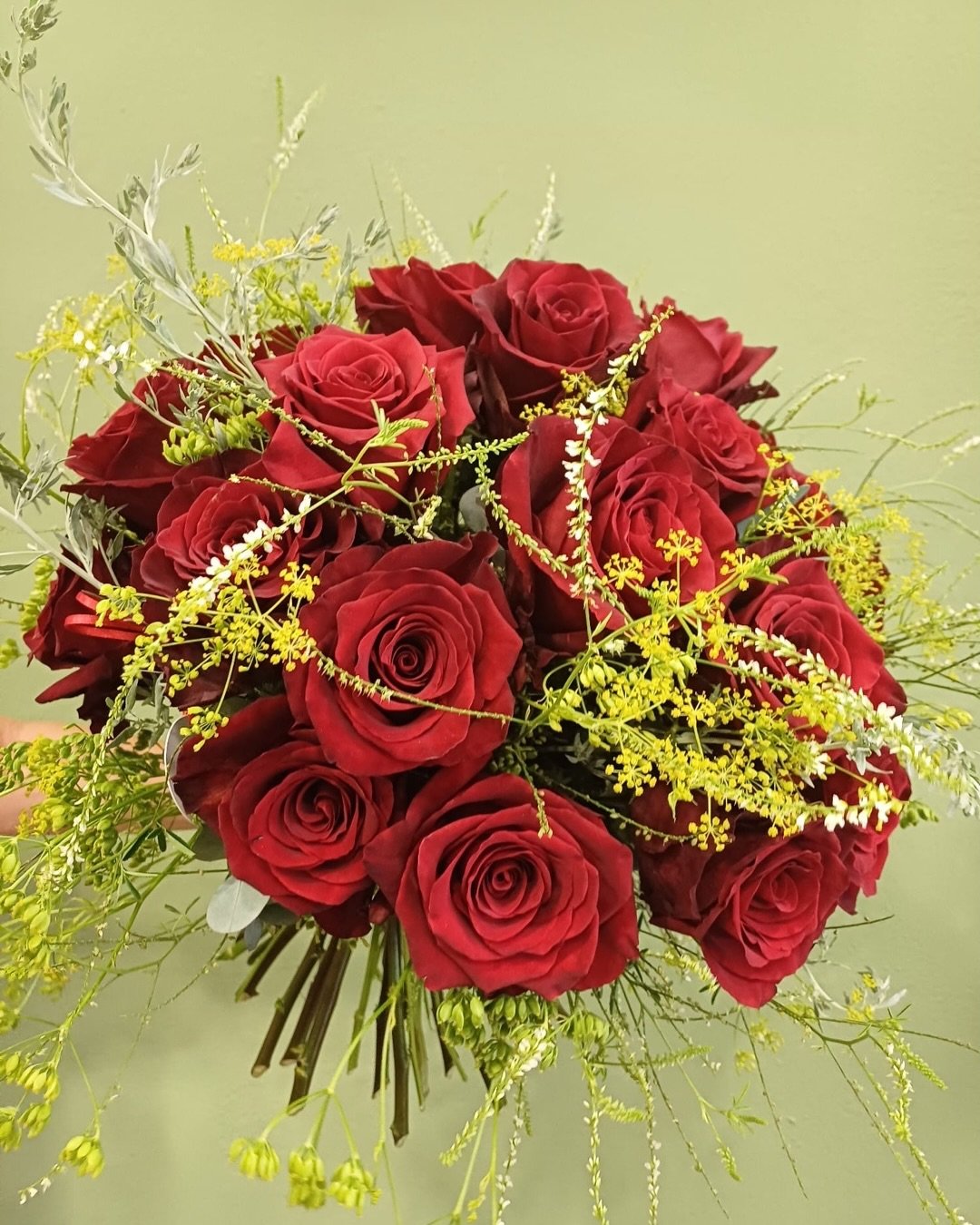 Wir machen uns bereit f&uuml;r die verliebte Zeit! Den Februar m&ouml;gen wir, denn: Was gibt es Sch&ouml;neres, als geliebten Menschen Blumen zu schenken? ❤️💛🧡
Ci prepariamo per il mese degli innamorati! Febbraio ci piace perch&eacute;: cosa c&rsq