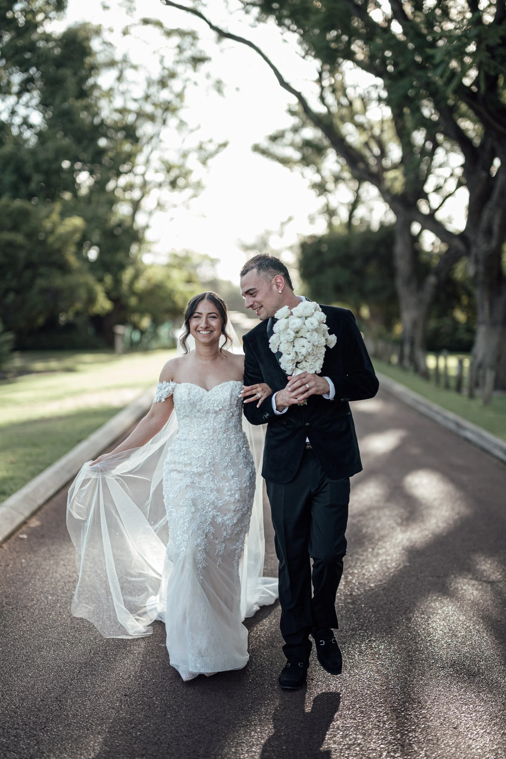 Caitlin and Michael's Modern Swan Valley Wedding at Nikola Estate