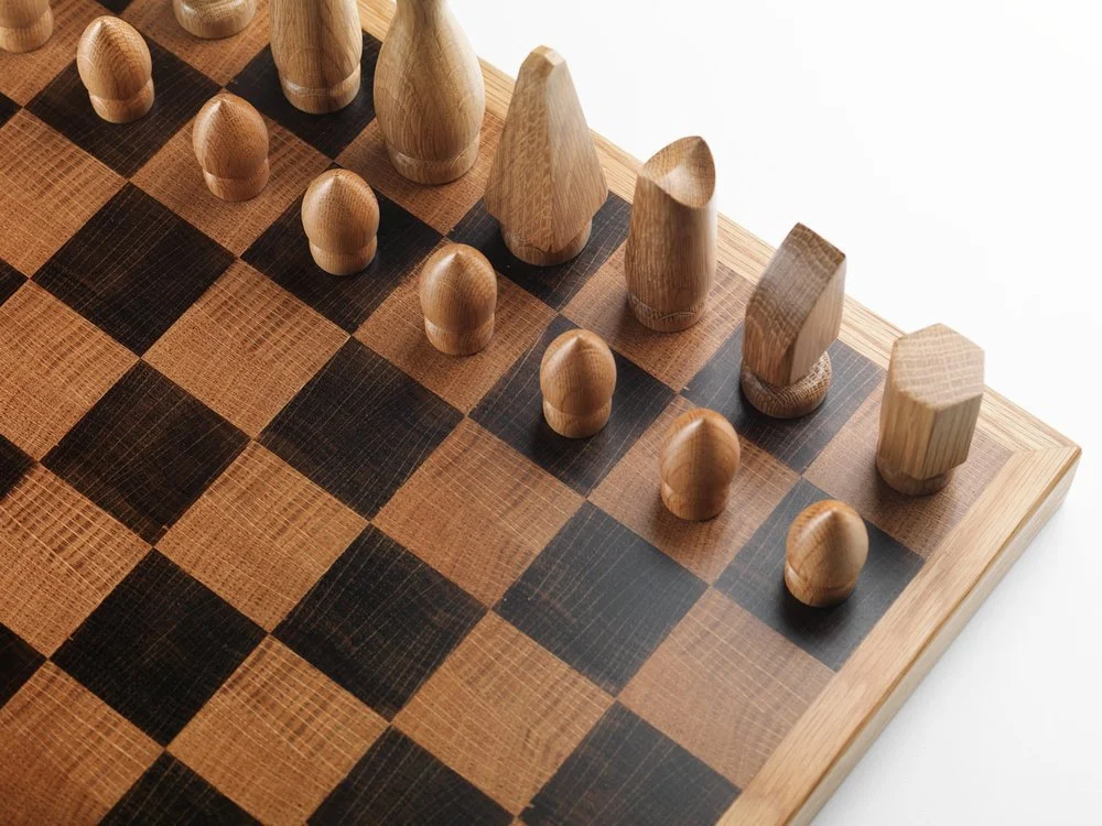 Whisky cask chess set