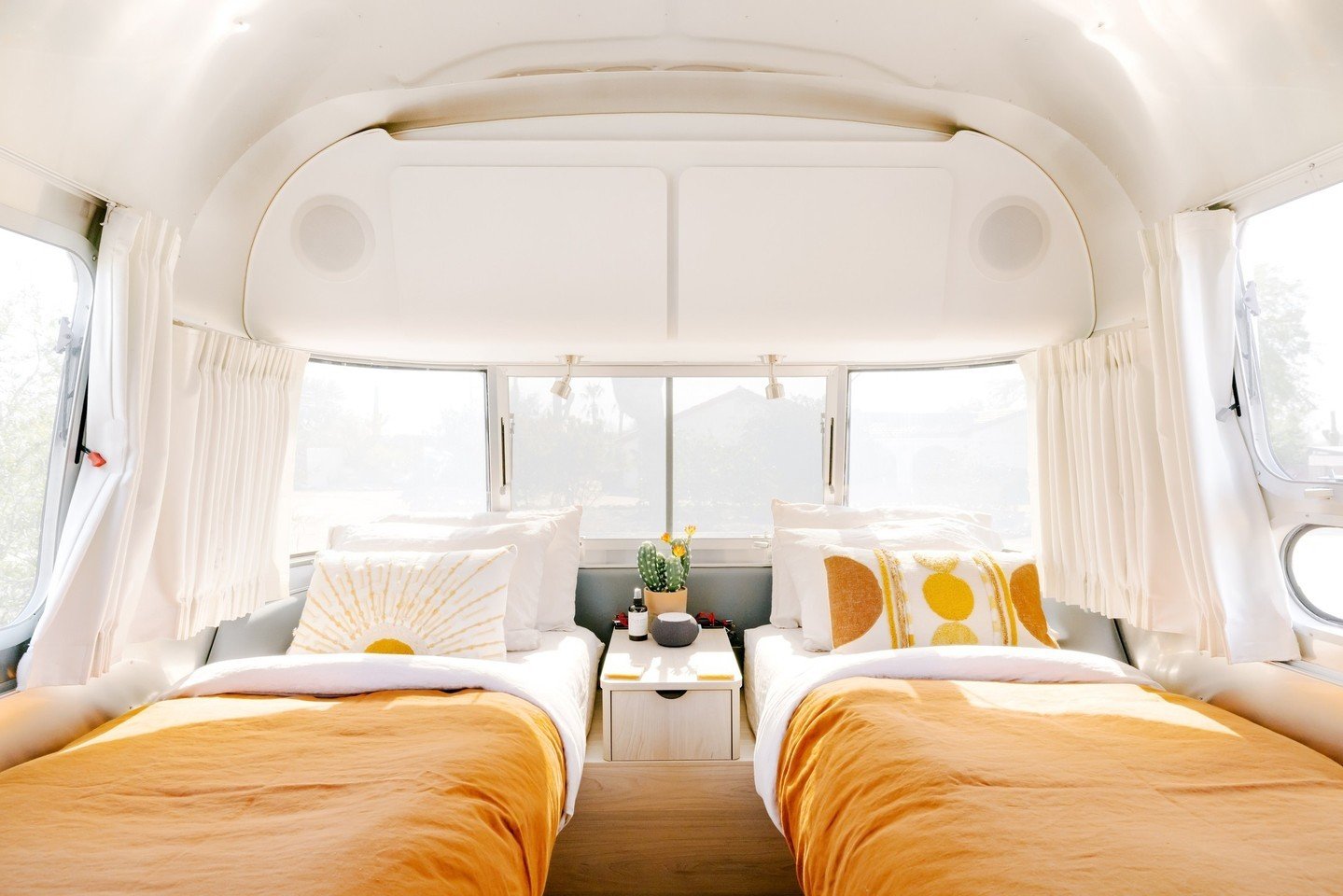 Oasis Airstream is about to close for the summer, but we've still got availability for UofA Graduation if you need a cute place to stay! If you've always wanted to stay in an iconic (and gorgeous) Airstream, the calendar is open for fall and winter b