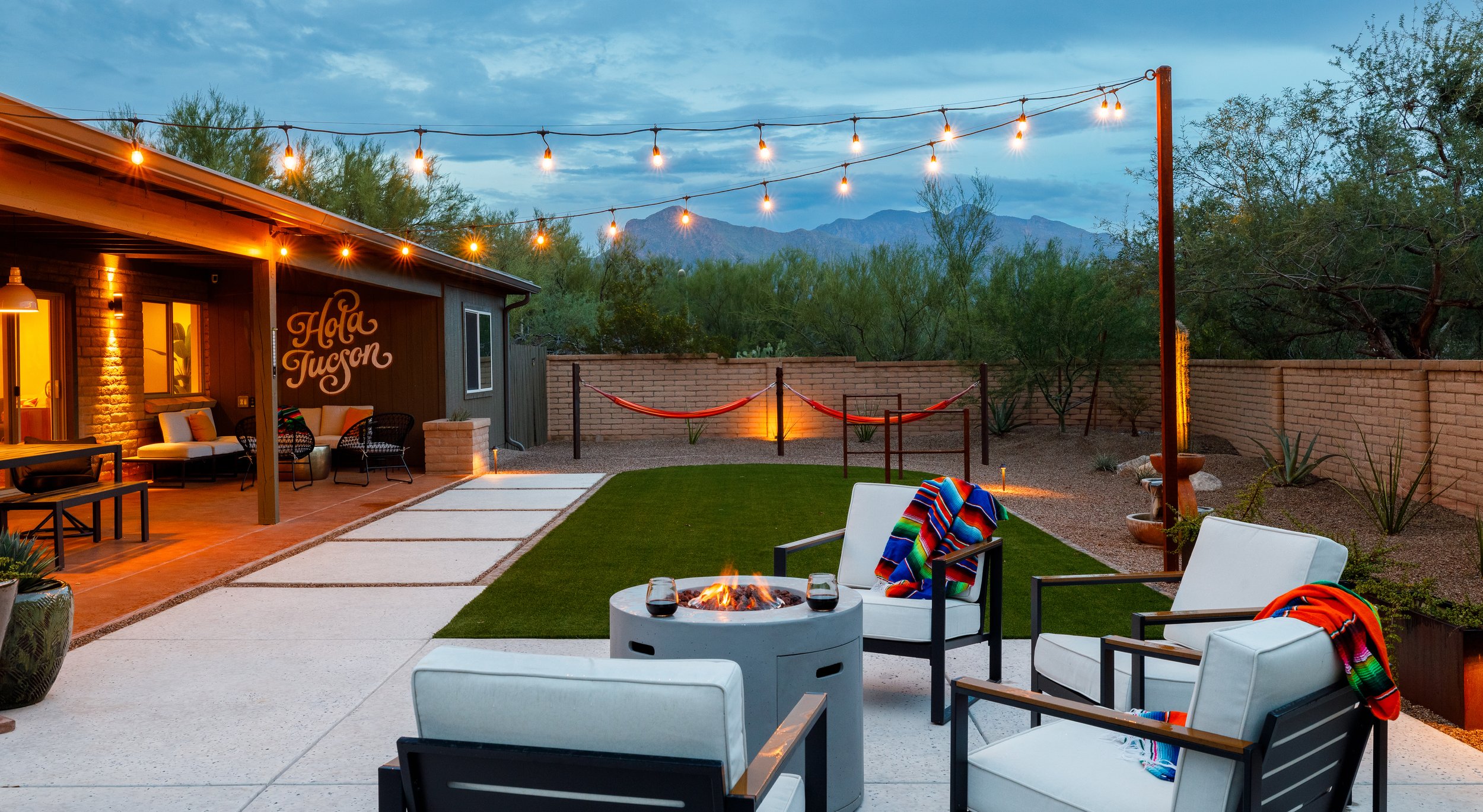 The Verde House Twilight _12 crop 2.jpg