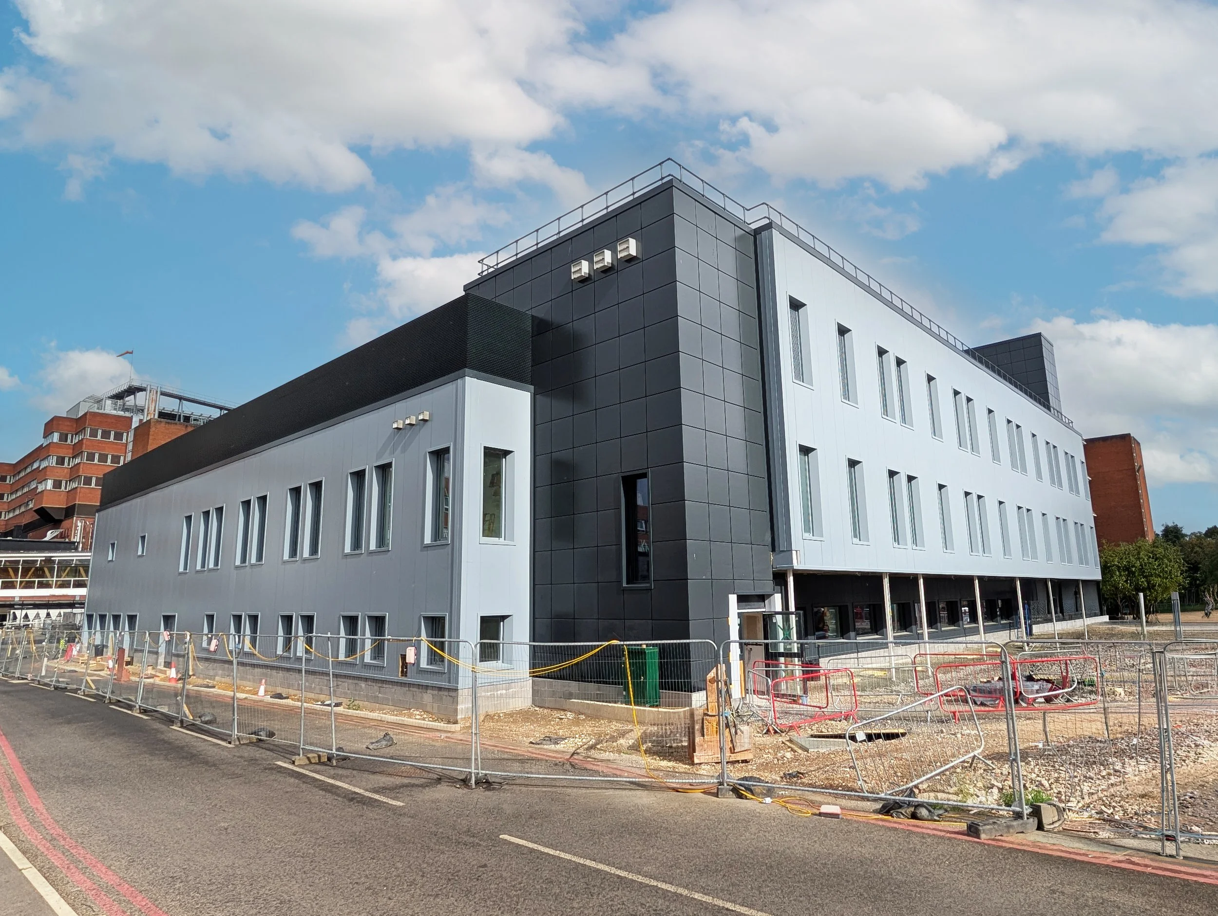 St George’s University Hospital Modular ITU building