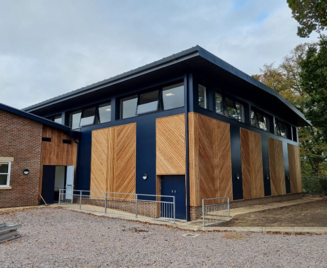 Aldwickbury_school_exterior.png