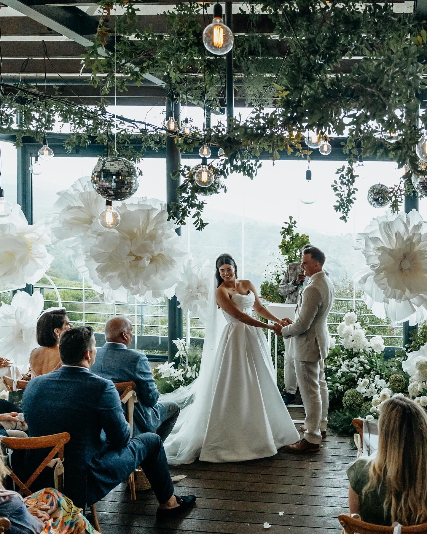 Hannah and Reg✨

@kristiagierphotography 
@tokarawine