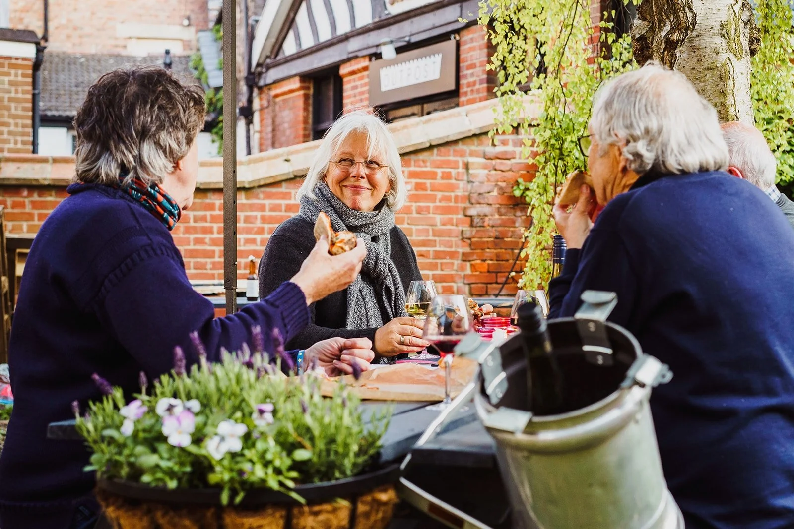 Botanical Garden Bar & Kitchen Norwich-7.jpg