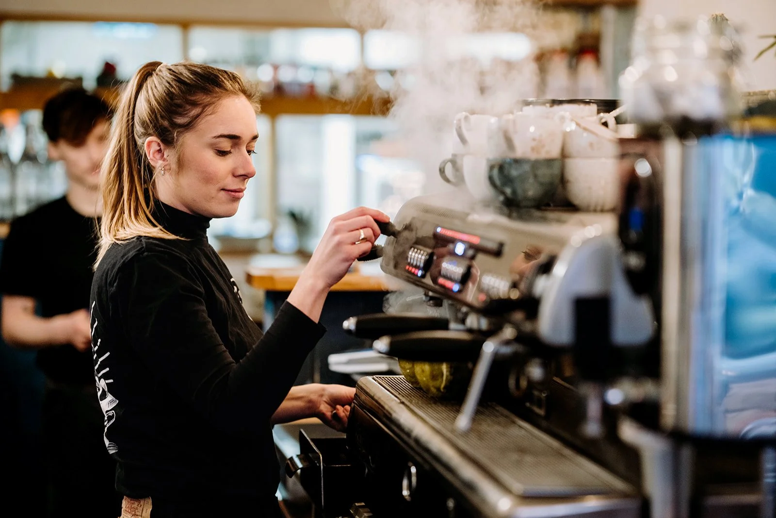 no. 33 Norwich - cafe photography-24.jpg