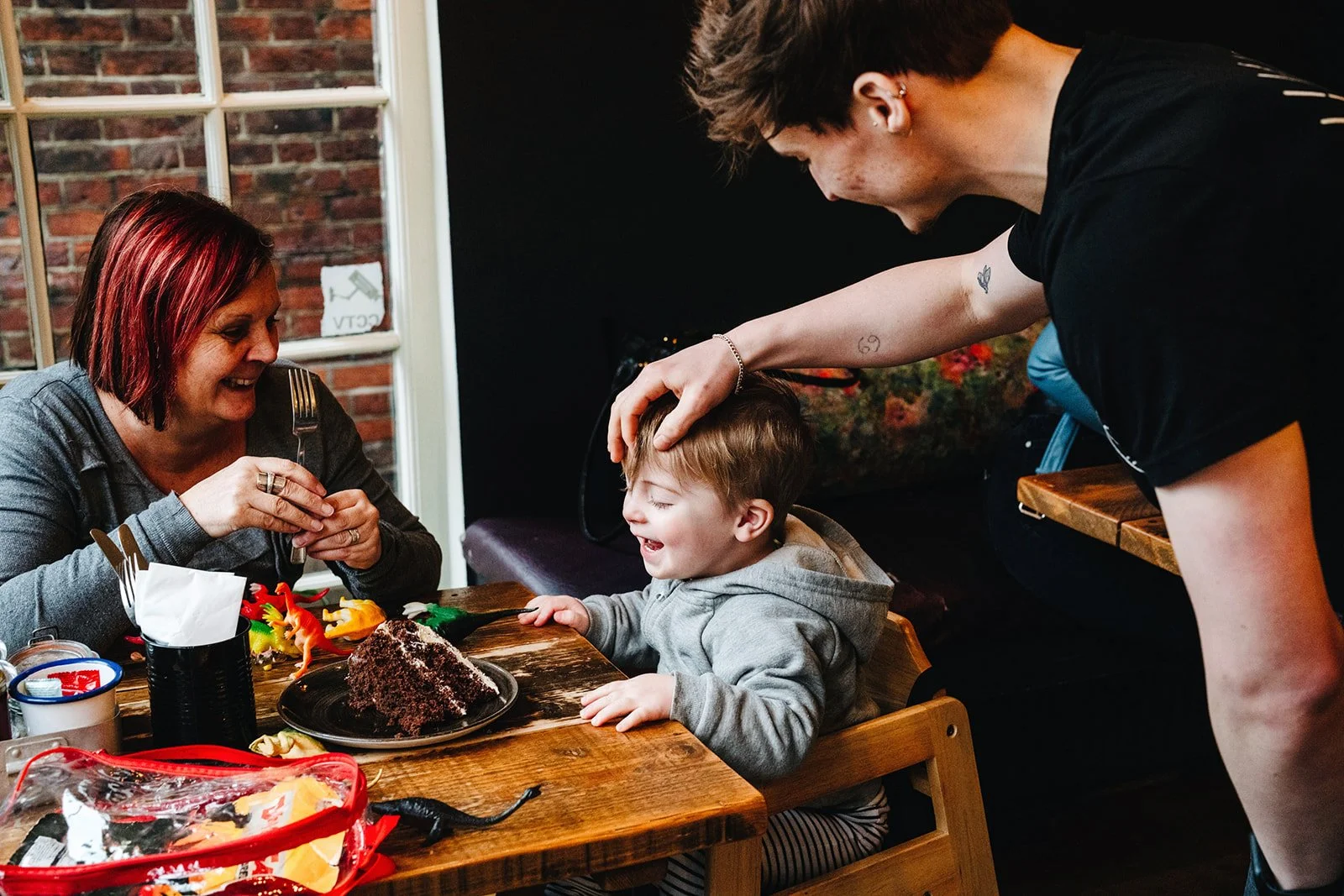 no. 33 Norwich - cafe photography-9.jpg