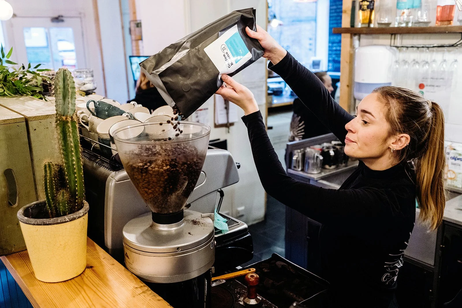 no. 33 Norwich - cafe photography-35.jpg