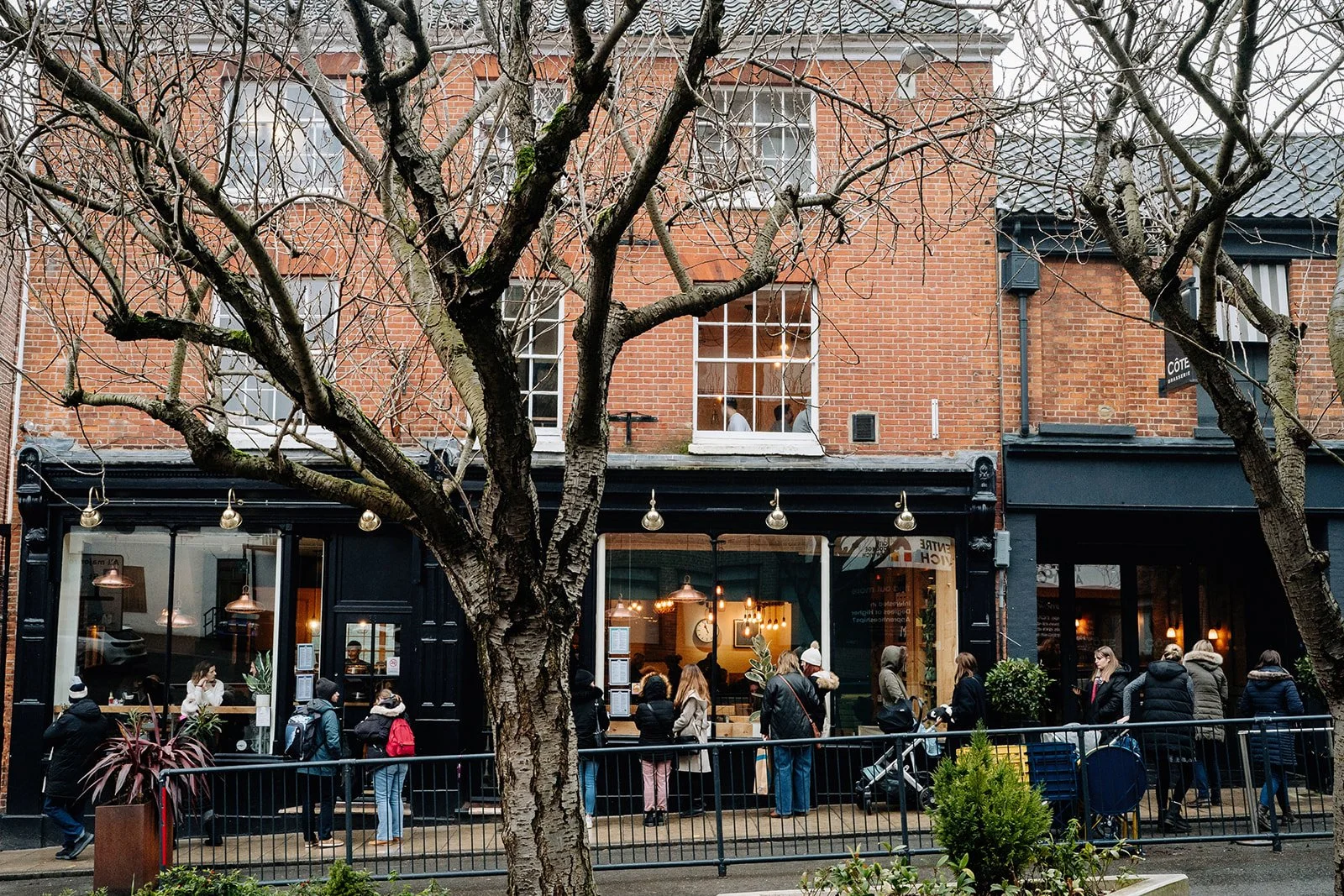 no. 33 Norwich - cafe photography-14.jpg