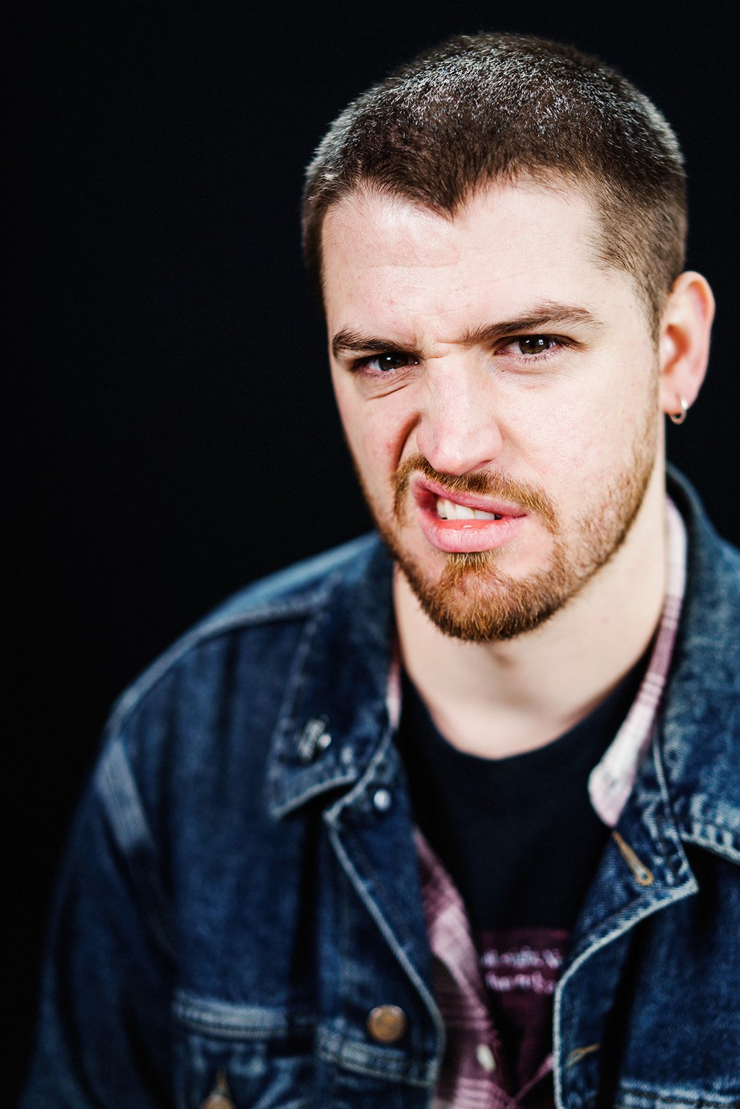 Lewis Buxton - Boy in Various Poses (11)_websize.jpg