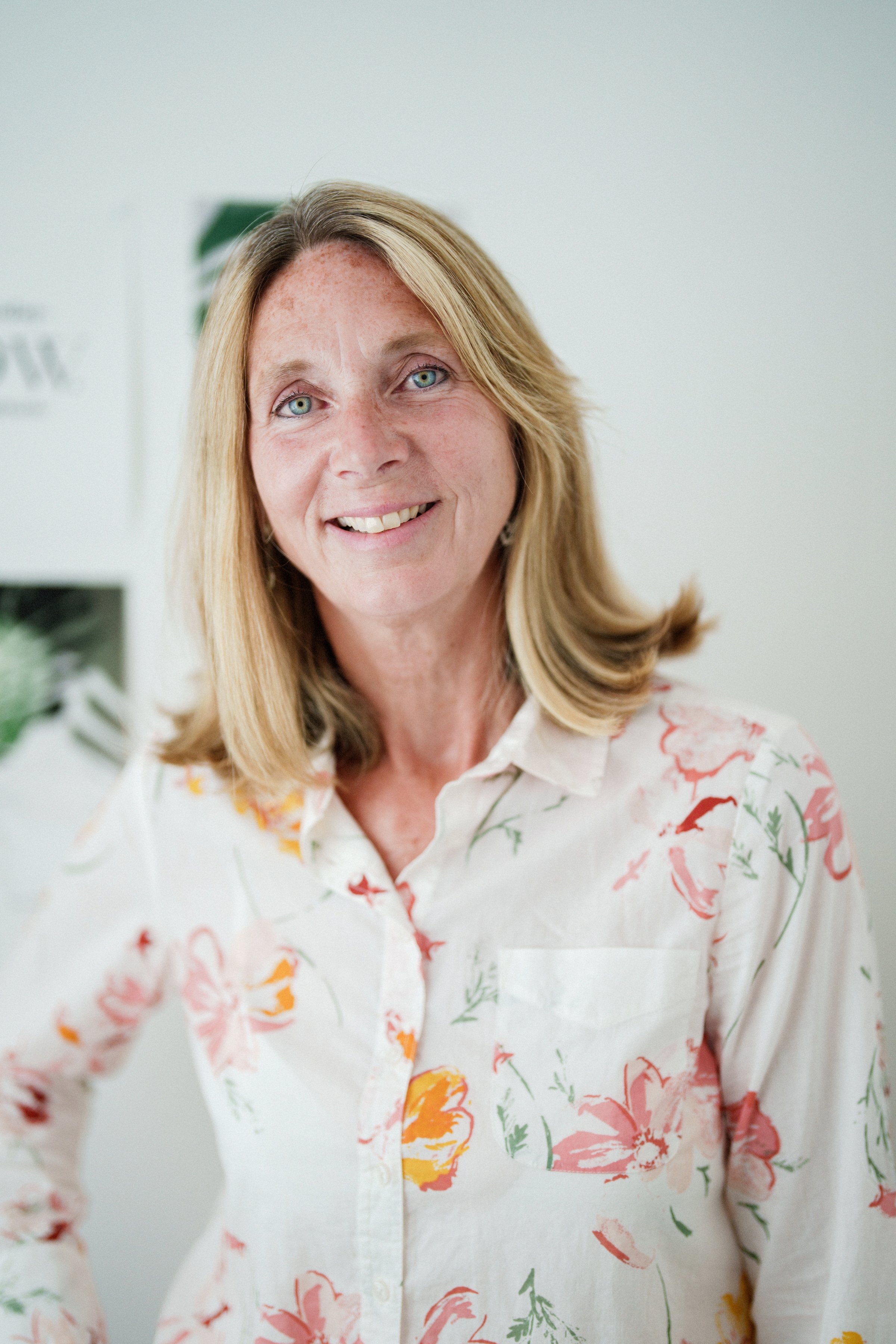 Lorraine - 11 Aug 22 (39 of 54)as.jpg