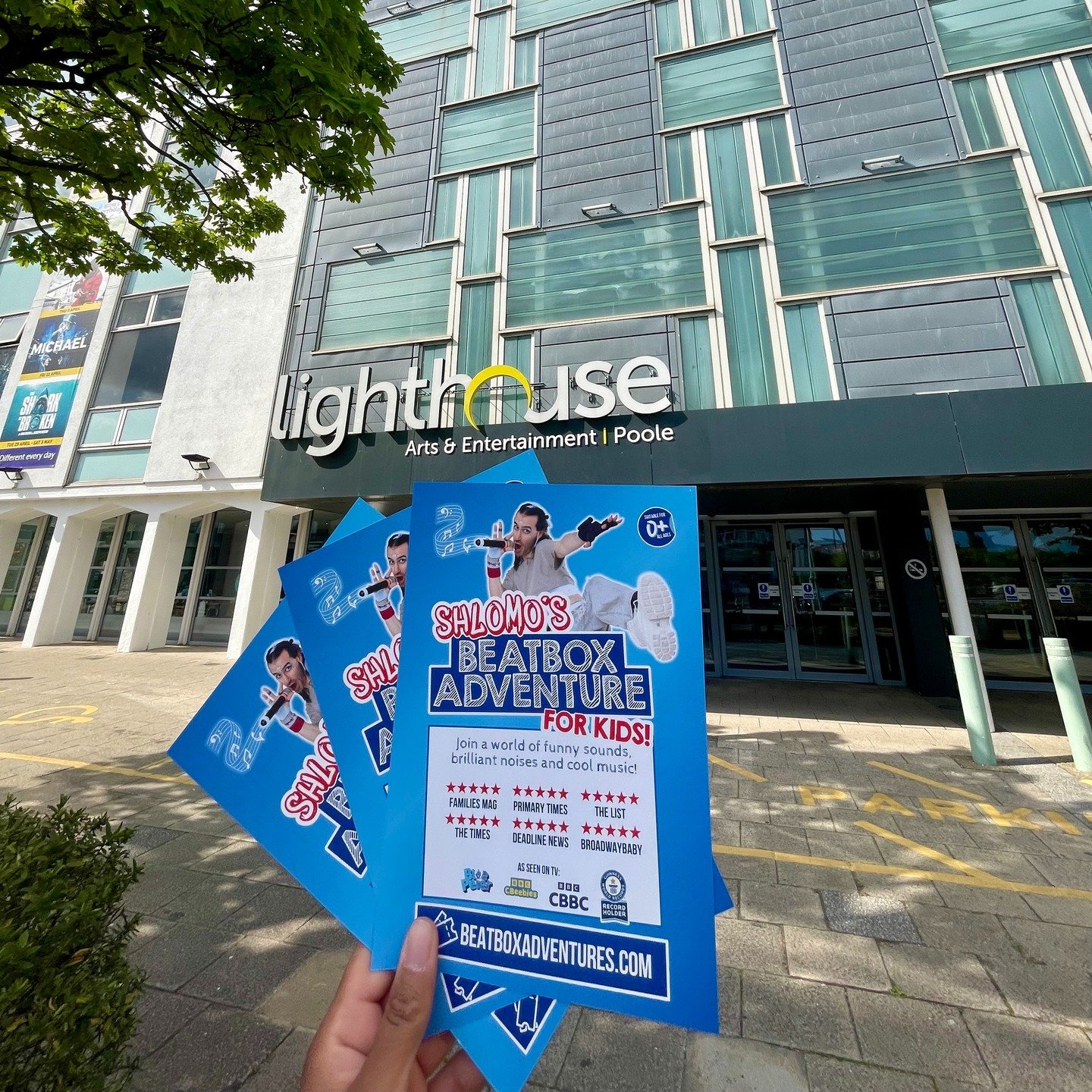 Flyers looking FRESH ahead of our show at @lighthousepoole! Next tour stops:
SAT 24 MAY POOLE @lighthousepoole
SUN 25 MAY EXETER @exeterphoenix
MON 26 MAY CORSHAM @poundarts
FRI 30 MAY STROUD @thesubrooms
SAT 31 MAY MANCHESTER @z.artsmcr
SUN 01 JUN L