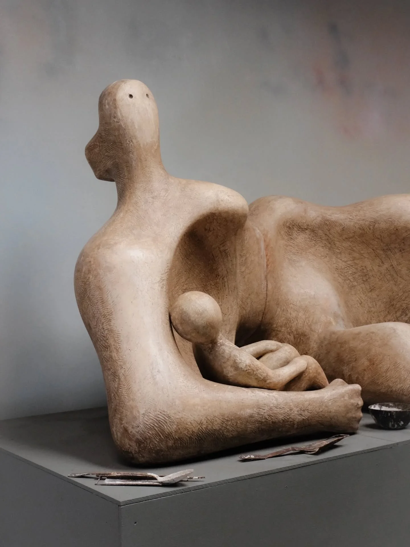 Sunday stroll around @henrymoorestudios