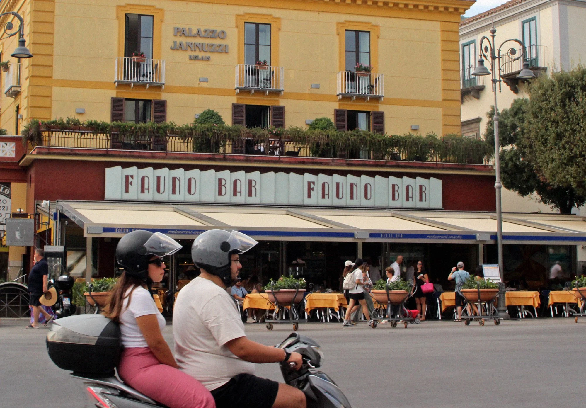 Hannah Earnshaw Sorrento Italy Photography (126).jpg