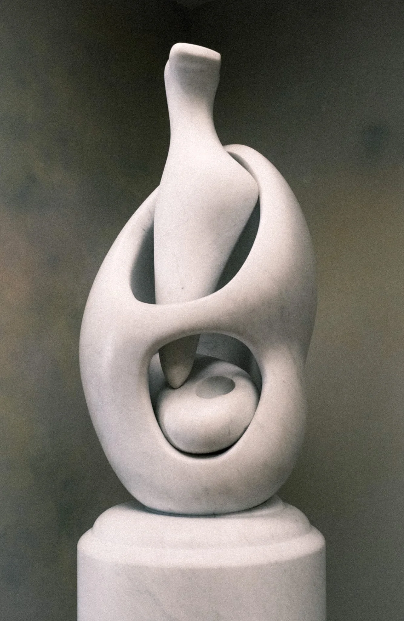 Hannah Earnshaw Henry Moore Sculpture gardens and studios (9).jpg
