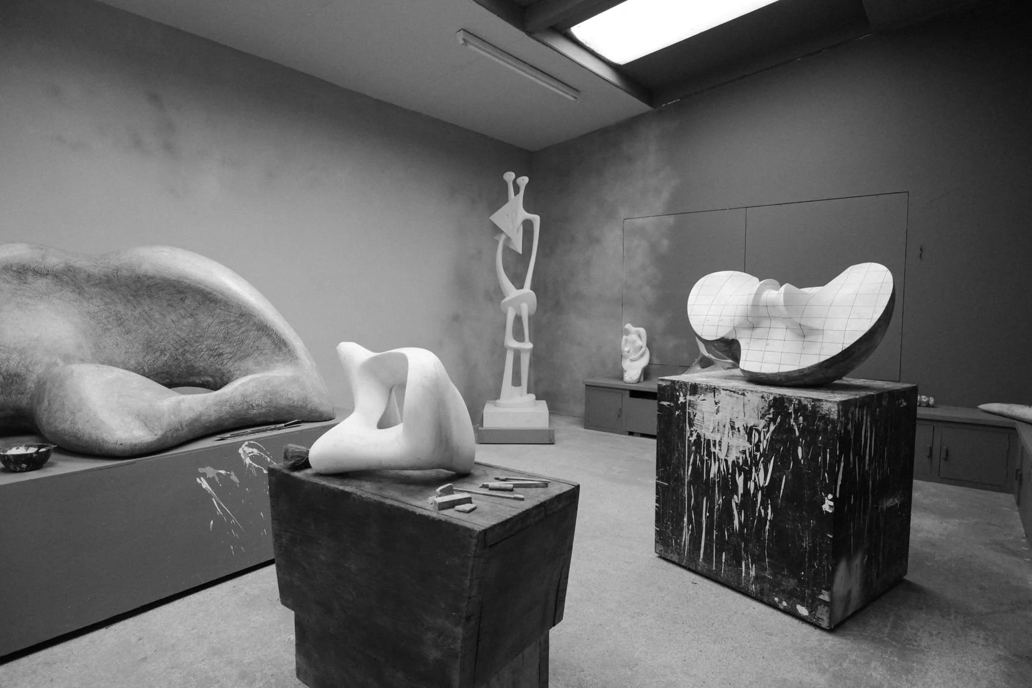 Hannah Earnshaw Henry Moore Sculpture gardens and studios (7).jpg