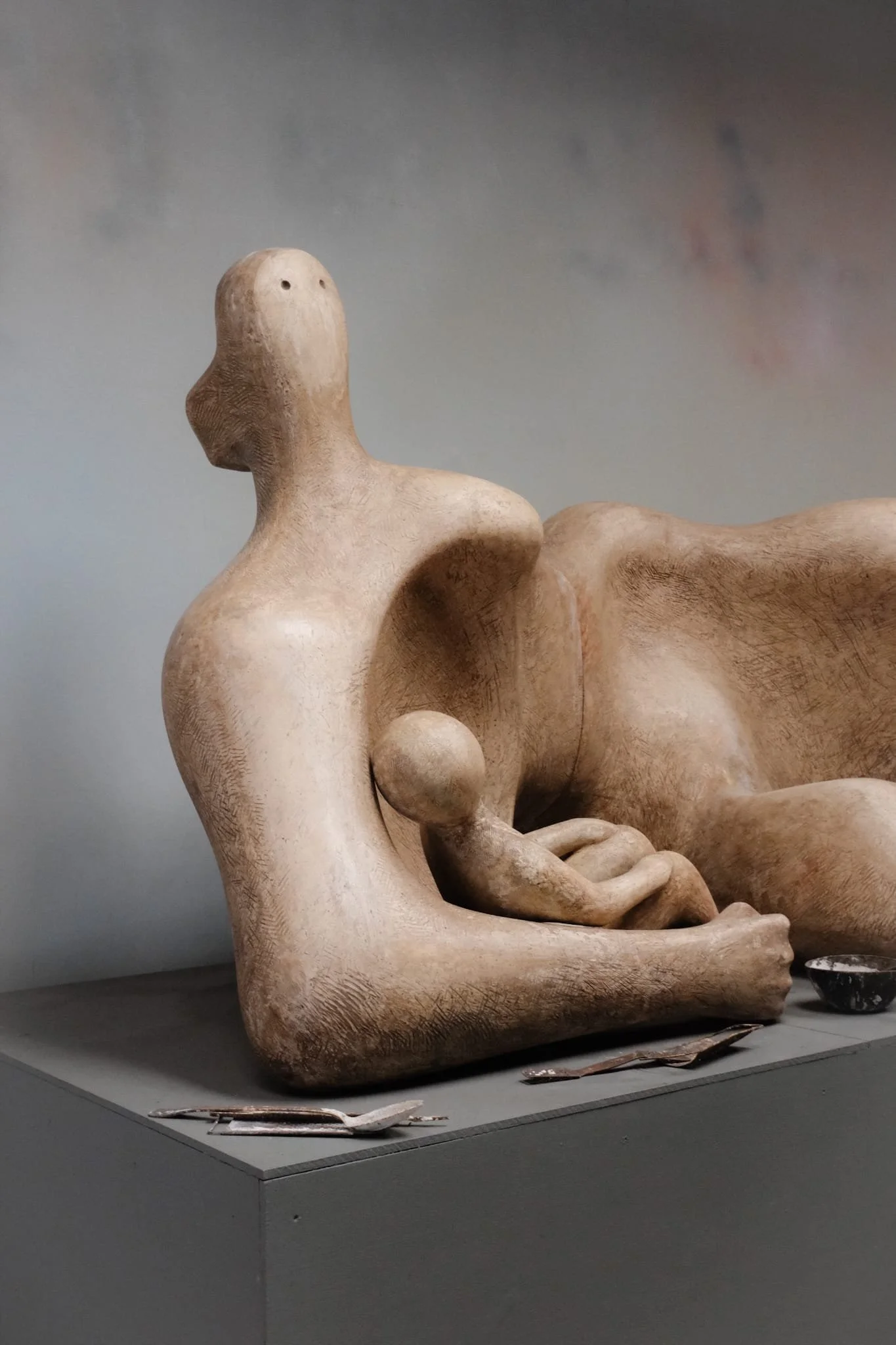 Hannah Earnshaw Henry Moore Sculpture gardens and studios (4).jpg