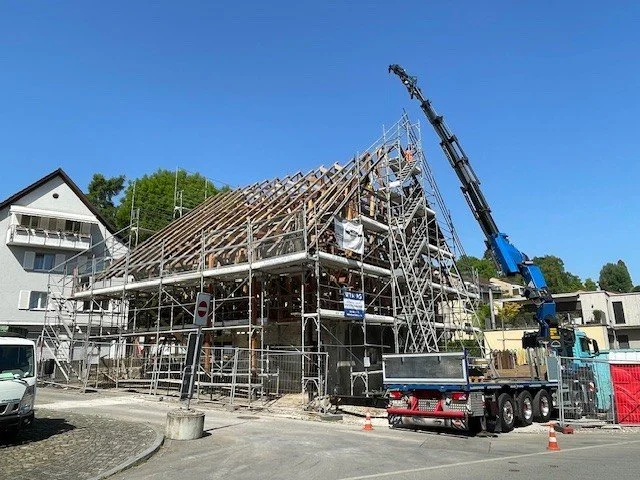 2026-05-26, (400), Rückbau Holzkonstruktion.jpg