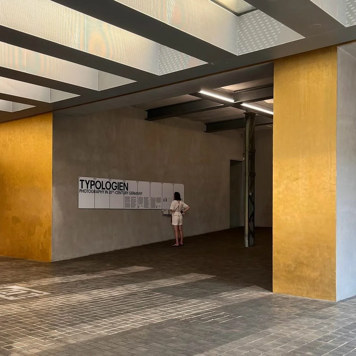 Some things don&rsquo;t speak &mdash; they hum, they flicker, they stain the silence with presence. This isn&rsquo;t a memory. It&rsquo;s a residue.

@fondazioneprada @thierry.de.cordier 
#afterdrop#FondazionePrada #ThierryDeCordier #NADA #Typologien