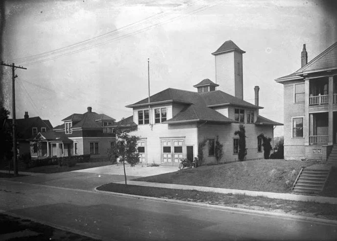 Seattle Fire Station No 24 – 5th Ave W & W Galer St