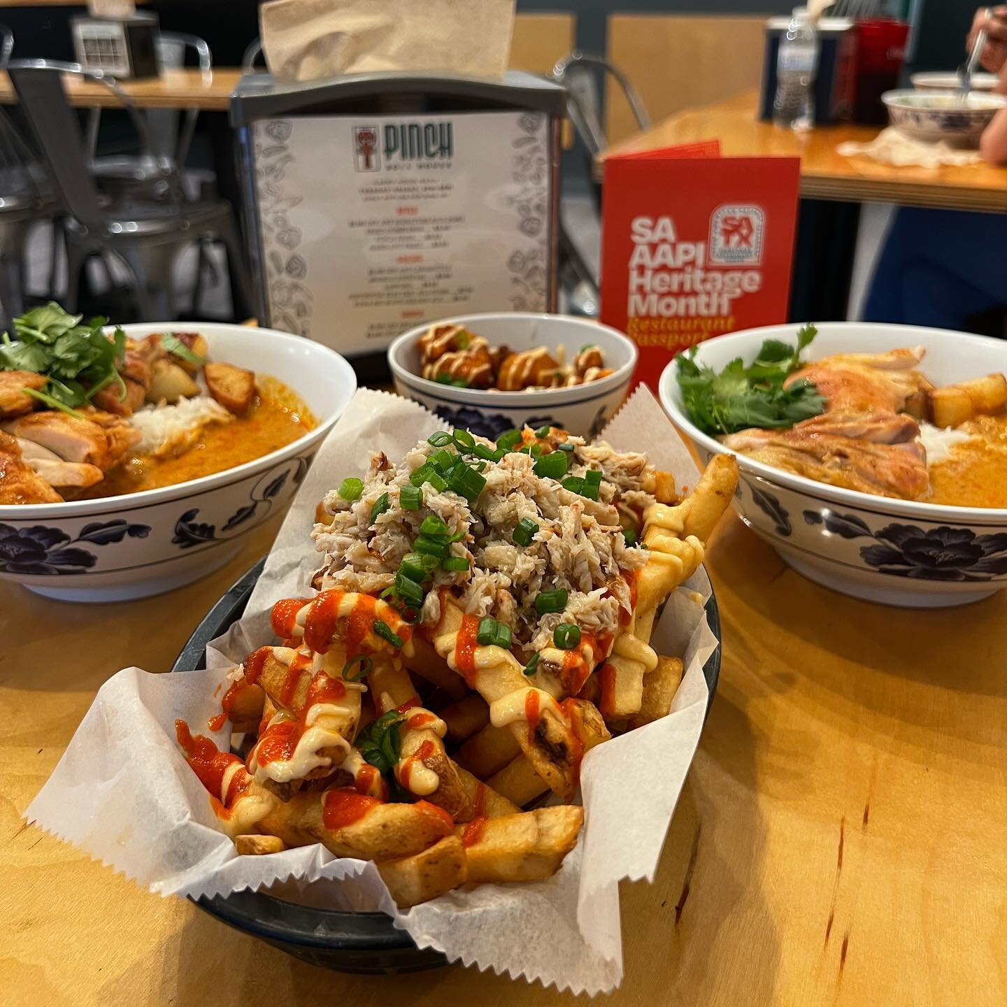 Today we&rsquo;re highlighting one of our favorites @pinchboilhouse they used to be downtown but now in Alamo heights off broadway! 

This is one of those places that literally NEVER MISS. Such great consistent affordable food. 

Use that passport fo