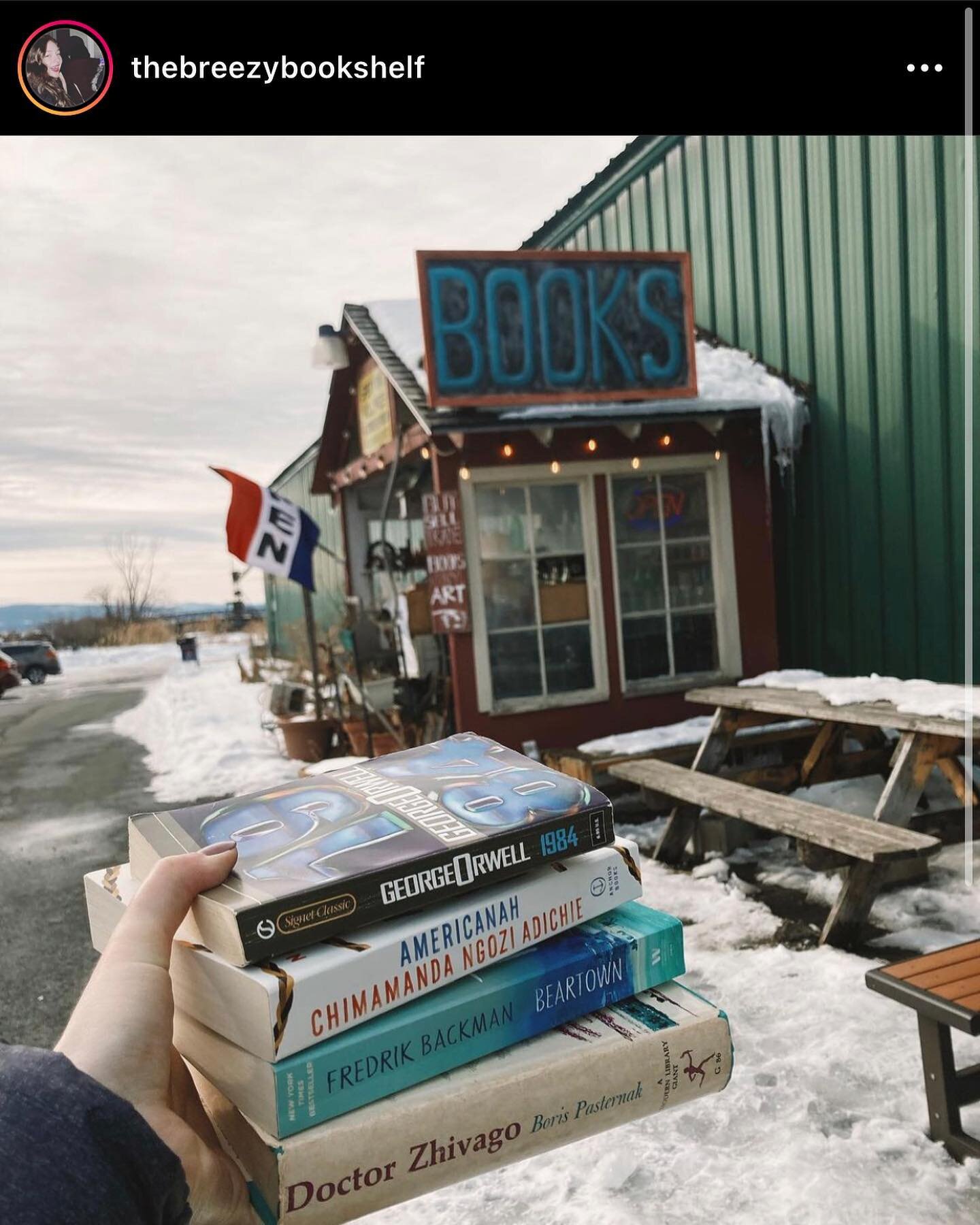 Check out this sick shot by @thebreezybookshelf 😍😍😍
.
.
.
.
.
.
.
.
#book #bookstore #usedbooks #usedbookstore #stacks #802 #burlingtonfinds #btv #vermont #bookcollector #bookrecommendations #bookstagram