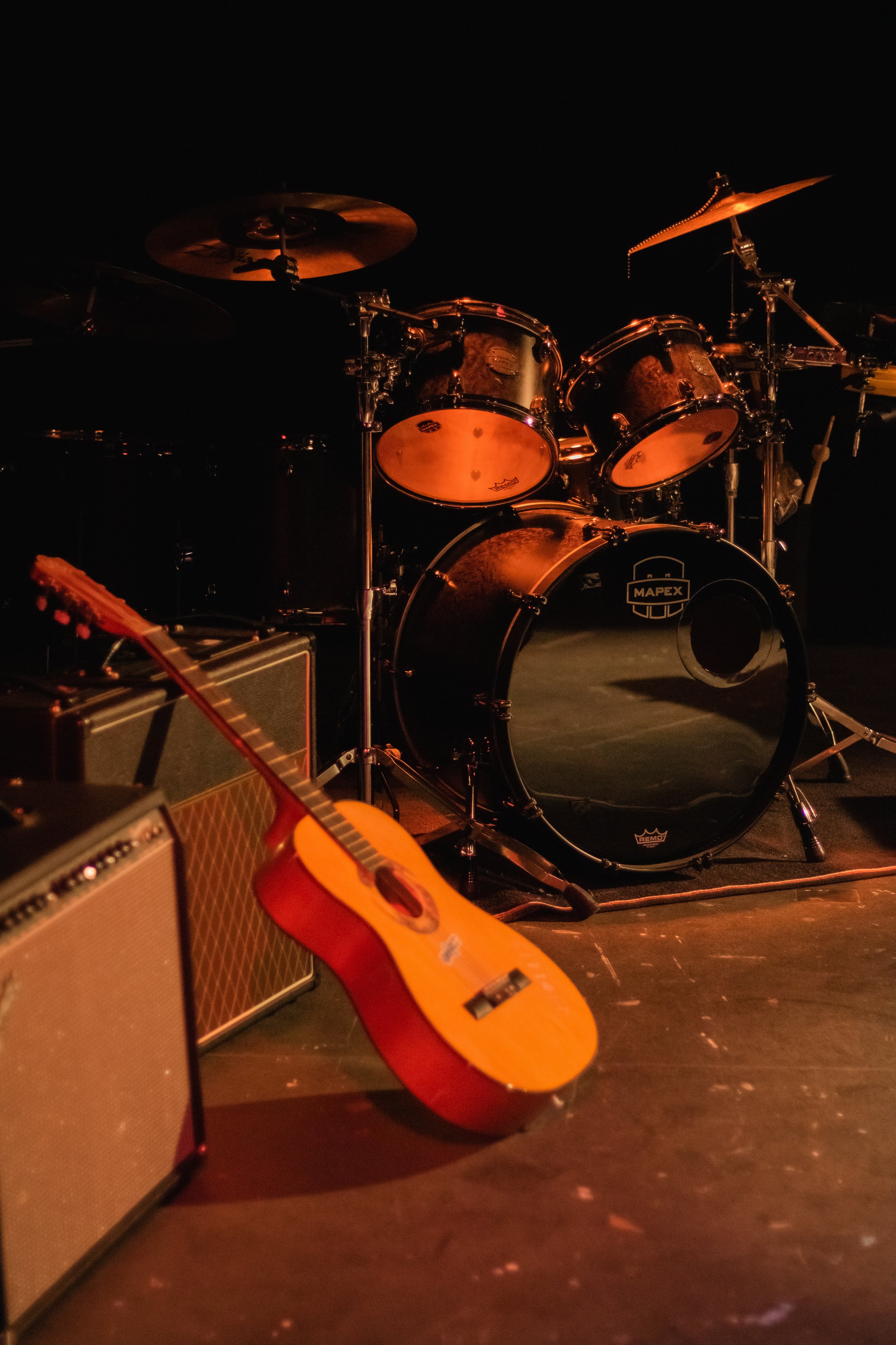 Captured the electric energy of The Maple Verse in a mesmerising live performance. Our band photography brings the stage to life, highlighting the passion and talent of this exceptional musical ensemble. Book us to make your moments on stage unforget