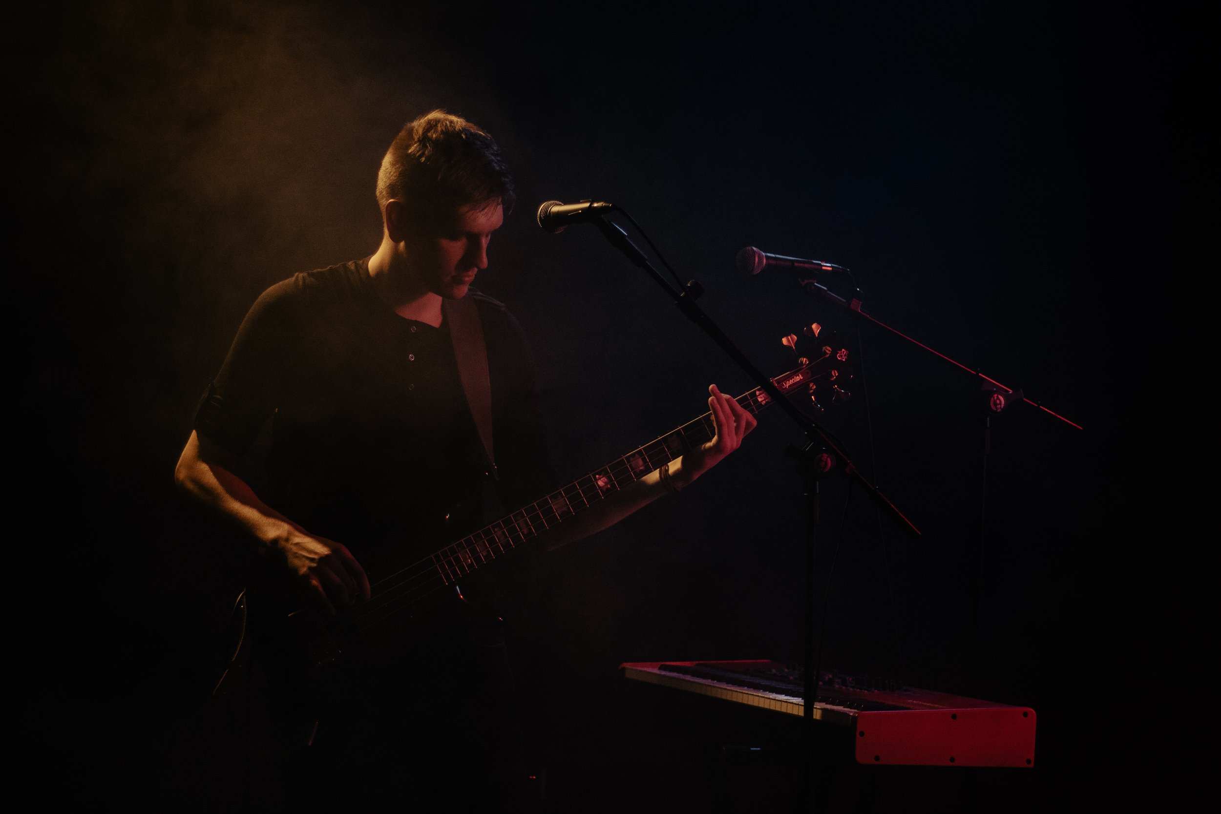 Captured the electric energy of The Maple Verse in a mesmerising live performance. Our band photography brings the stage to life, highlighting the passion and talent of this exceptional musical ensemble. Book us to make your moments on stage unforget