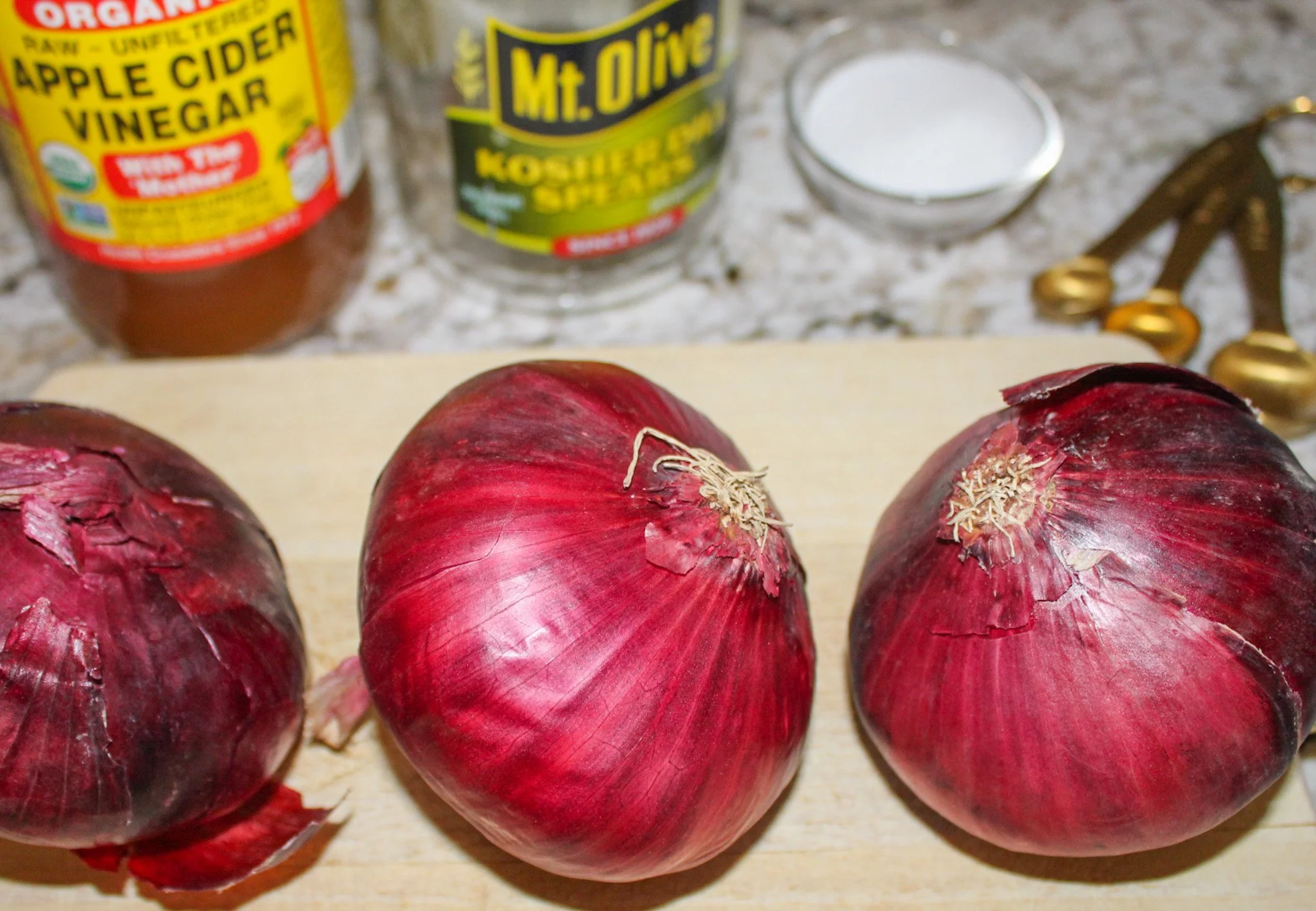 Pickled red onion -1.jpg