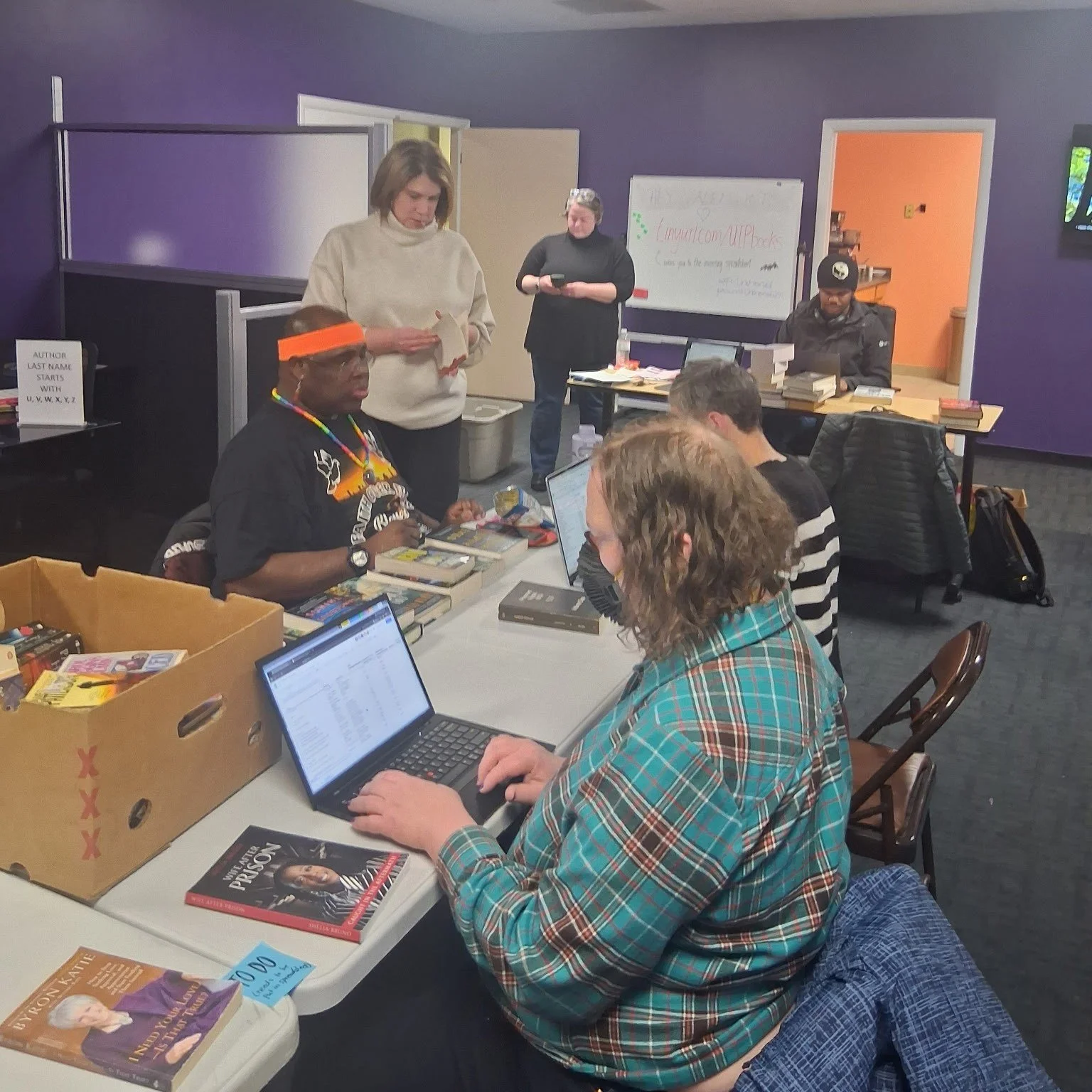 Thank you to all our 💗volunteer valentines💗 who spent the evening with us last week cataloging and organizing the many, many books that have been donated so far. We are so excited to be able to send these books to incarcerated individuals at no cos