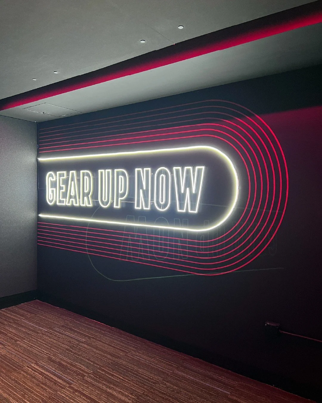 There&rsquo;s a noticeable shift happening in workplace environments as owners and design teams are rethinking underused or transitional areas in office buildings.⁠
⁠
We recently partnered with @lrsarchitects to develop an environmental graphics and 